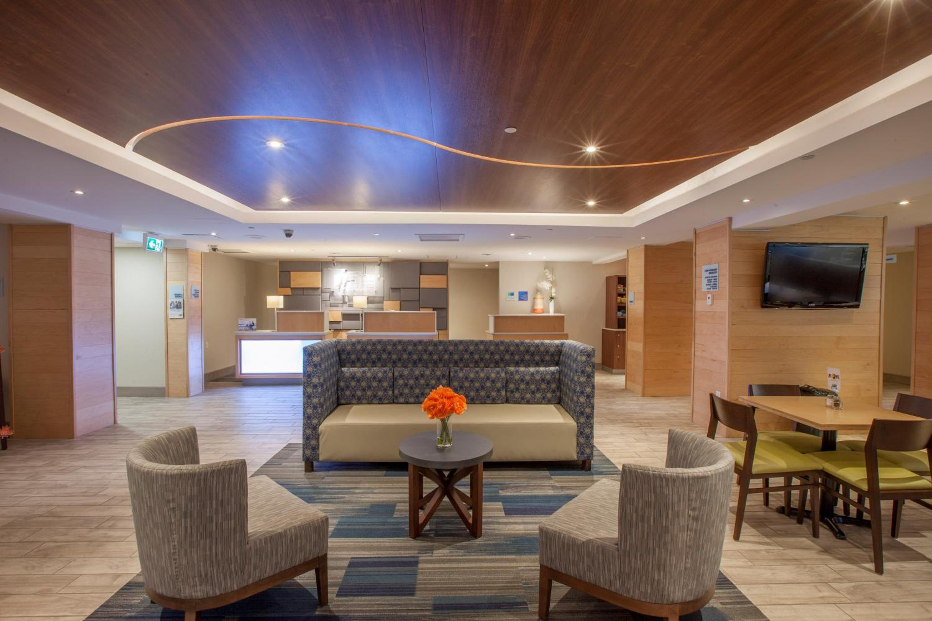 Saint John Vacations - Holiday Inn Express Hotel  Suites Saint John Harbour Side, an IHG Hotel - Property Image 5