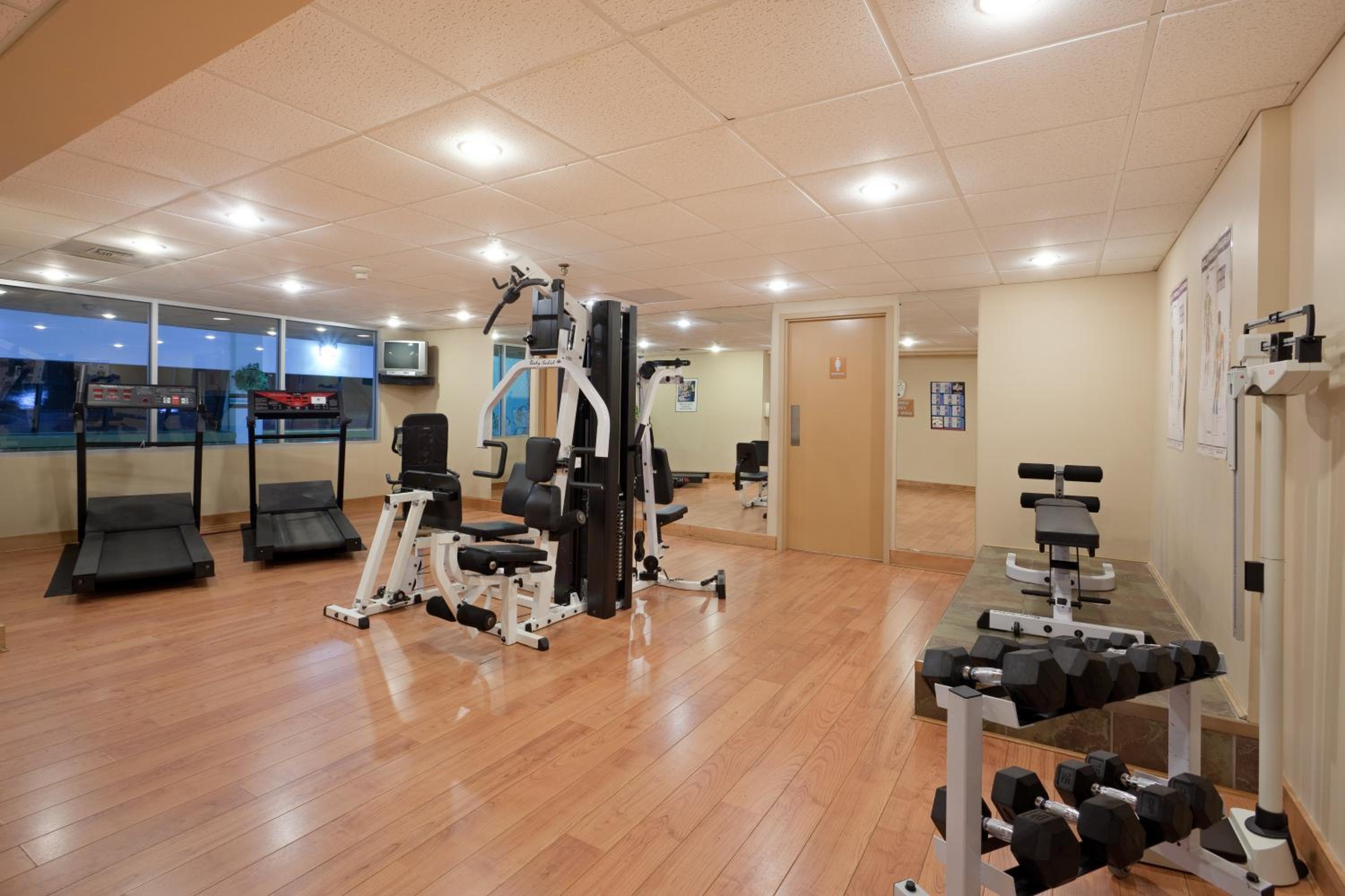 Saint John Vacations - Holiday Inn Express Hotel  Suites Saint John Harbour Side, an IHG Hotel - Property Image 11