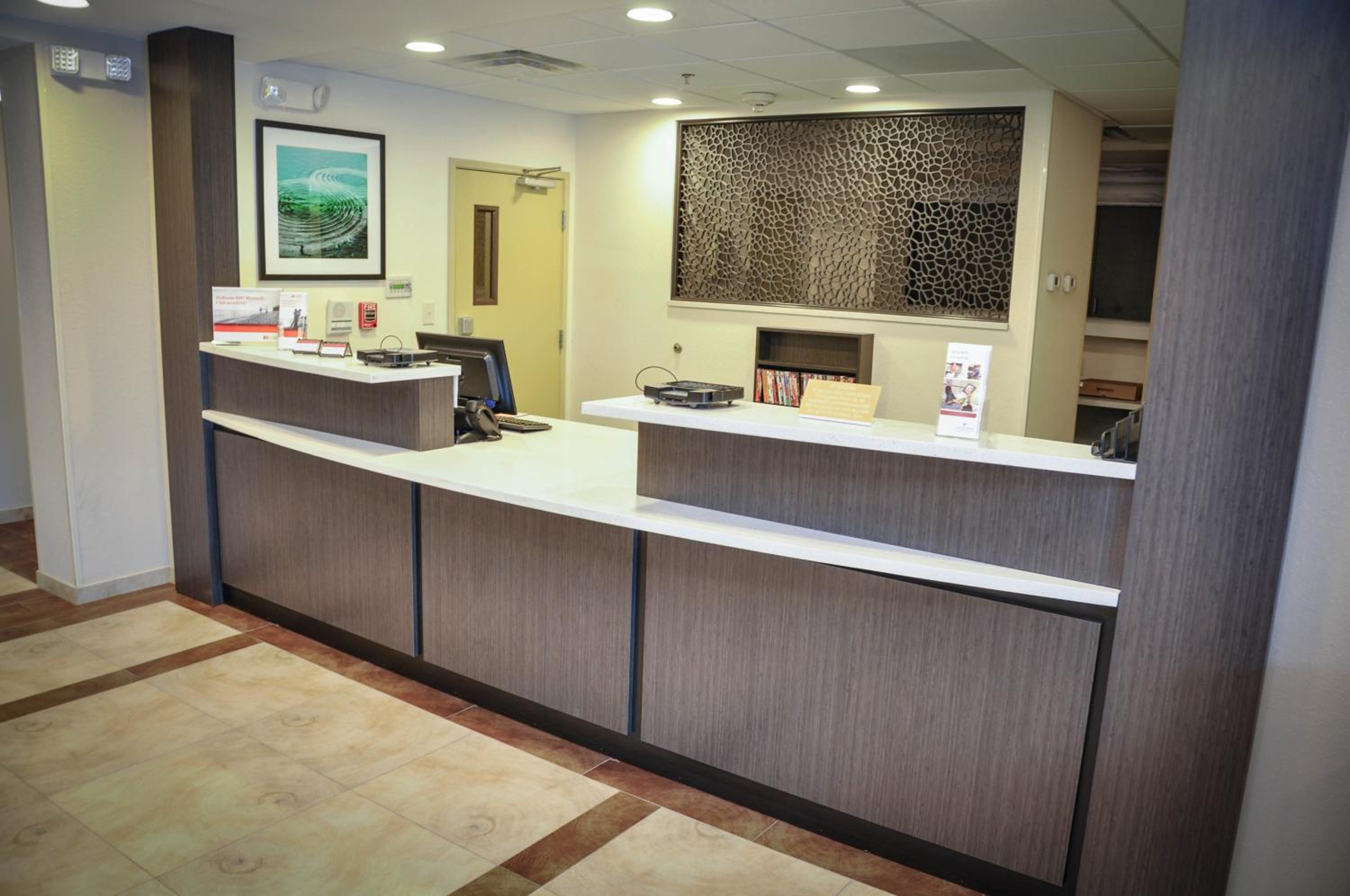 Columbus Vacations - Candlewood Suites Columbus-Northeast, an IHG Hotel - Property Image 1