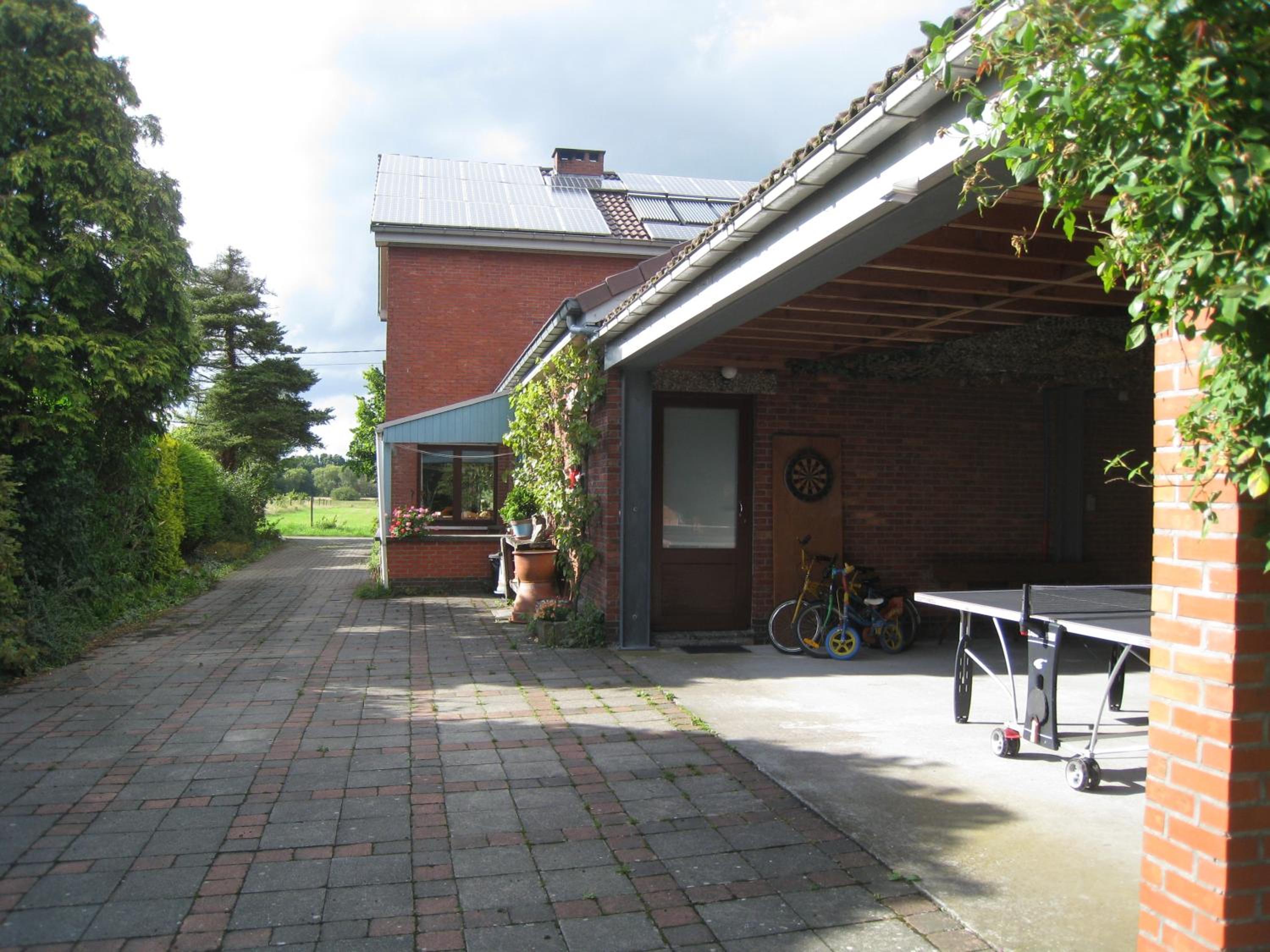 Vakantiehuis in de velden met zwemvijver en Jeu de Boules baan