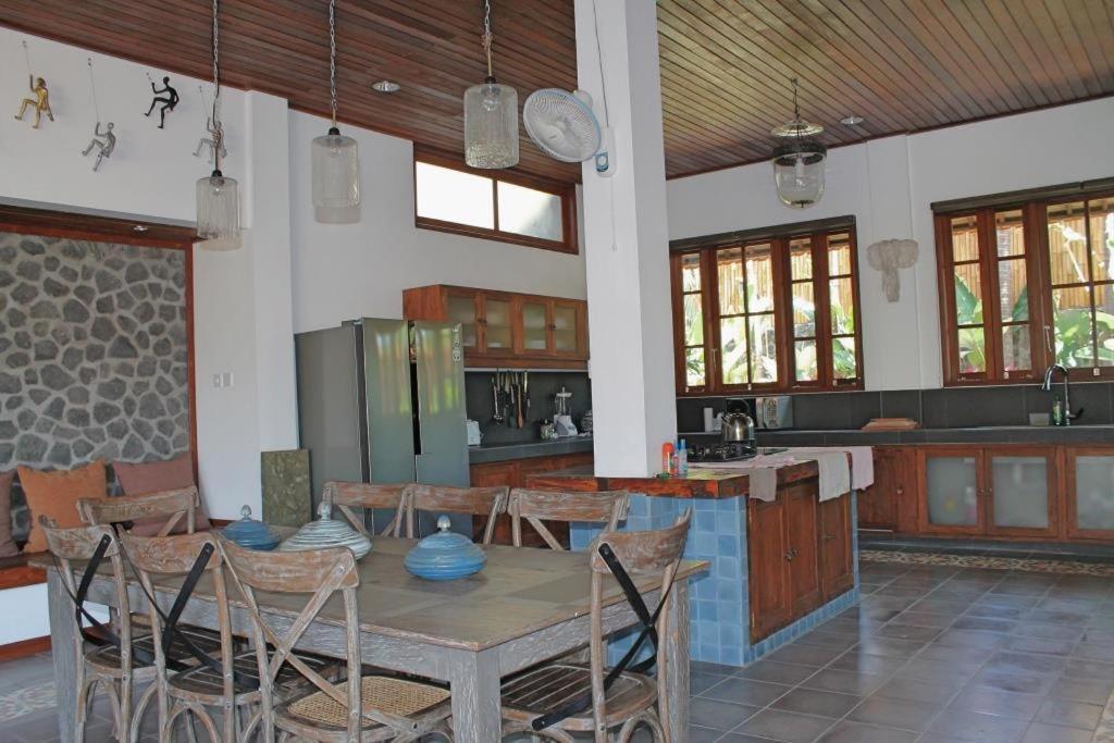 Villa Bukit Malas 4, 4 Bedroom Villa and Pool view 2