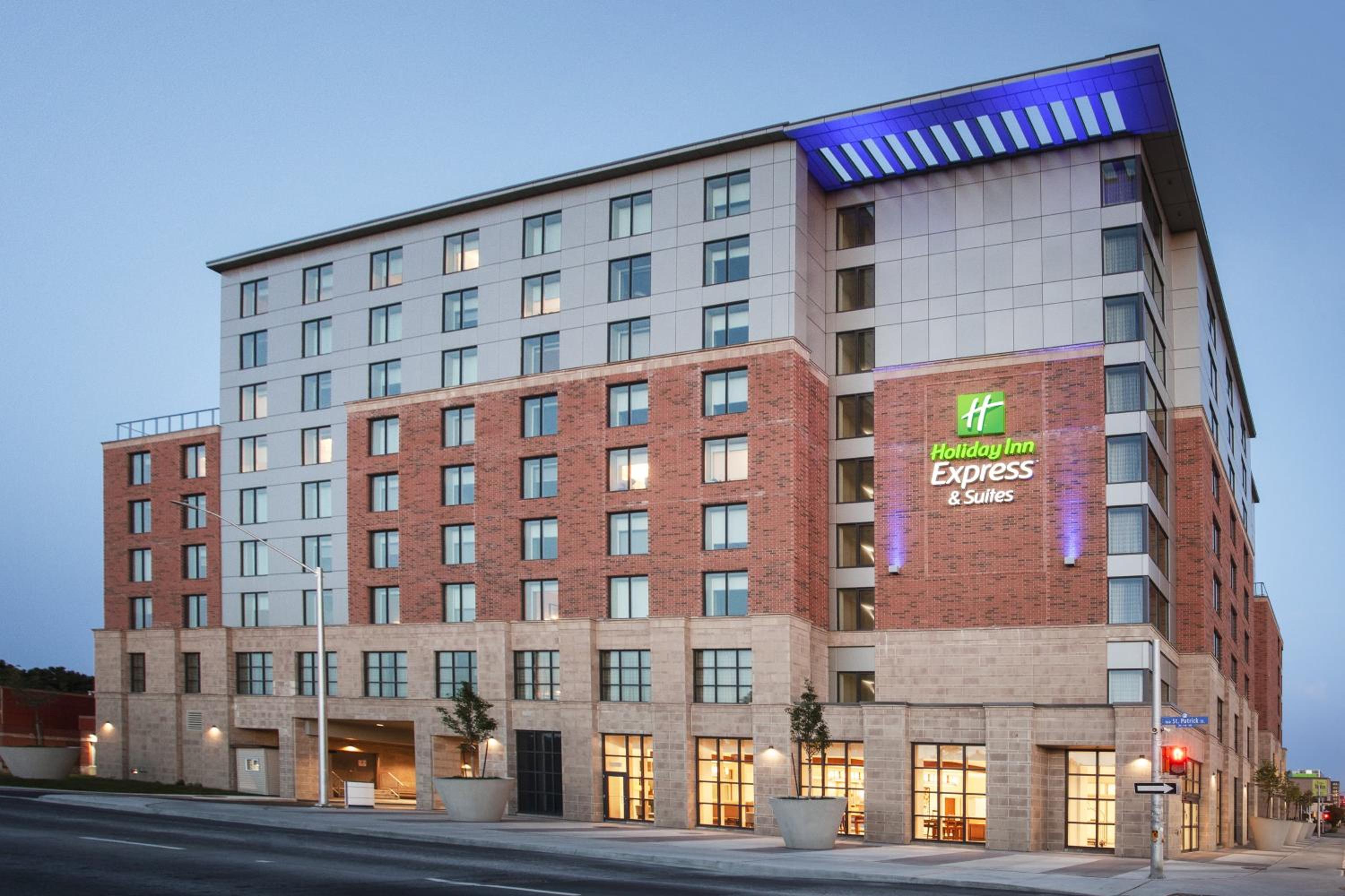 Hotel Holiday Inn Express & Suites Downtown Ottawa East, an IHG Hotel - Image 1
