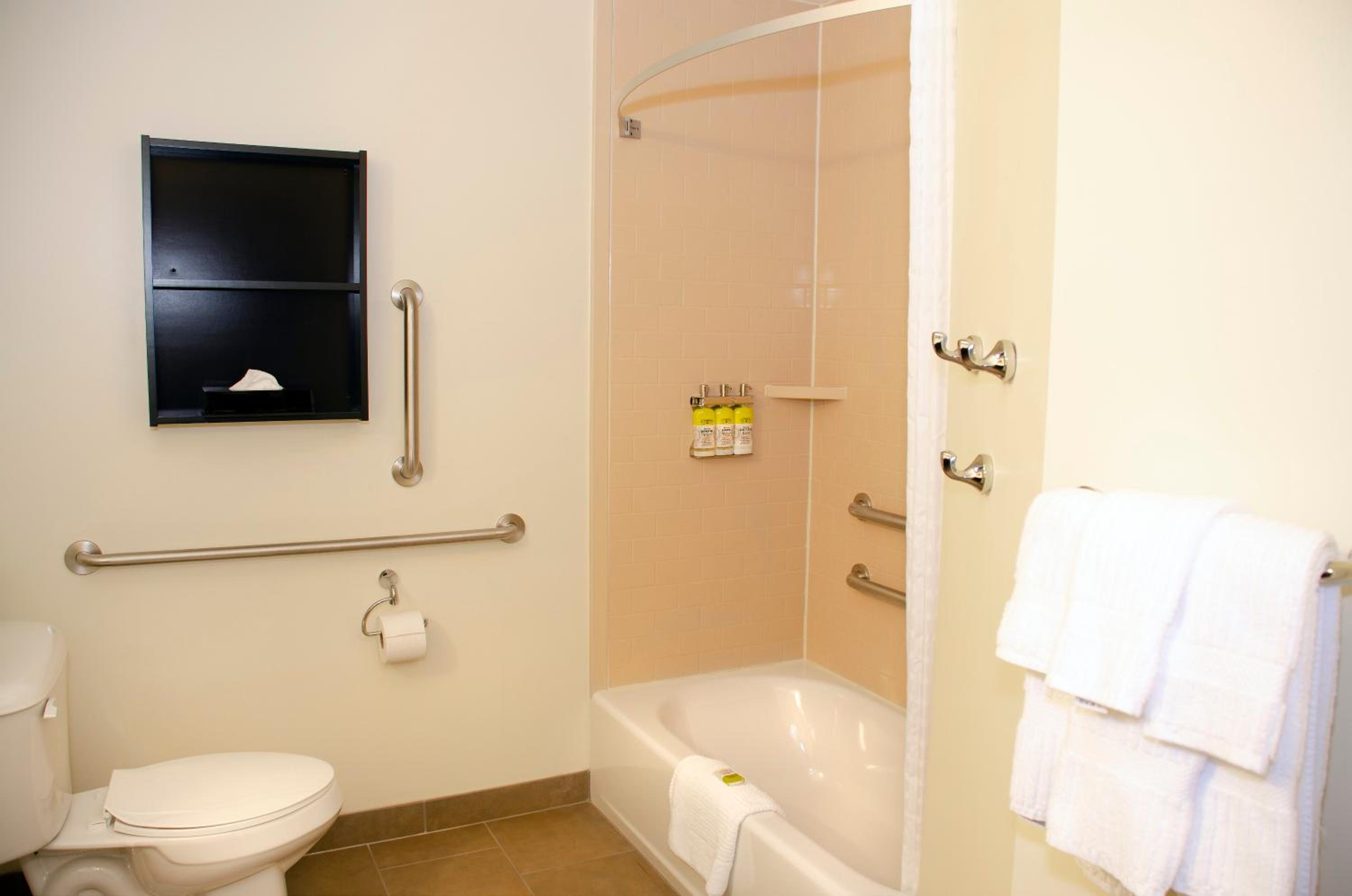 Lancaster Vacations - Candlewood Suites - Lancaster West, an IHG Hotel - Property Image 16