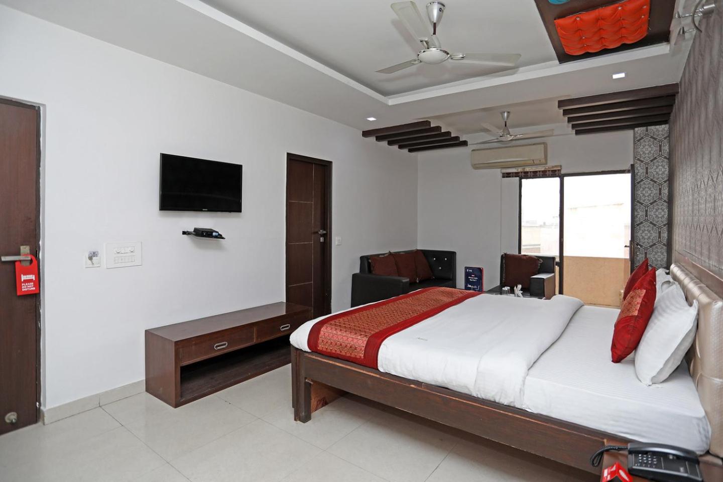 Gurgaon Vacations - Hotel Flora Inn - Property Image 4