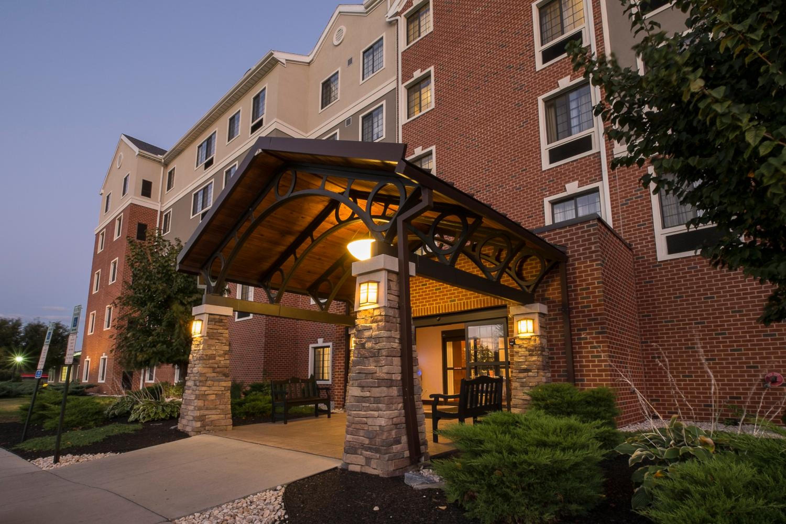 Hotel Staybridge Suites Harrisburg-Hershey, an IHG Hotel - Image 1