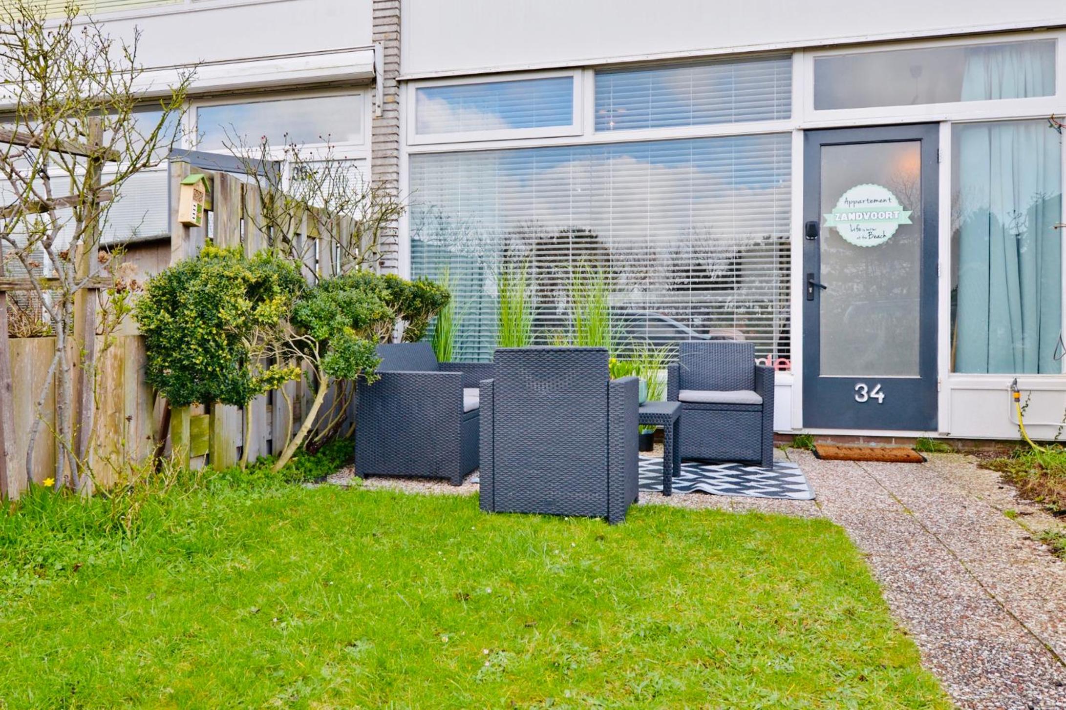 Amsterdam Beach Apartment 34, Private Garden view 4