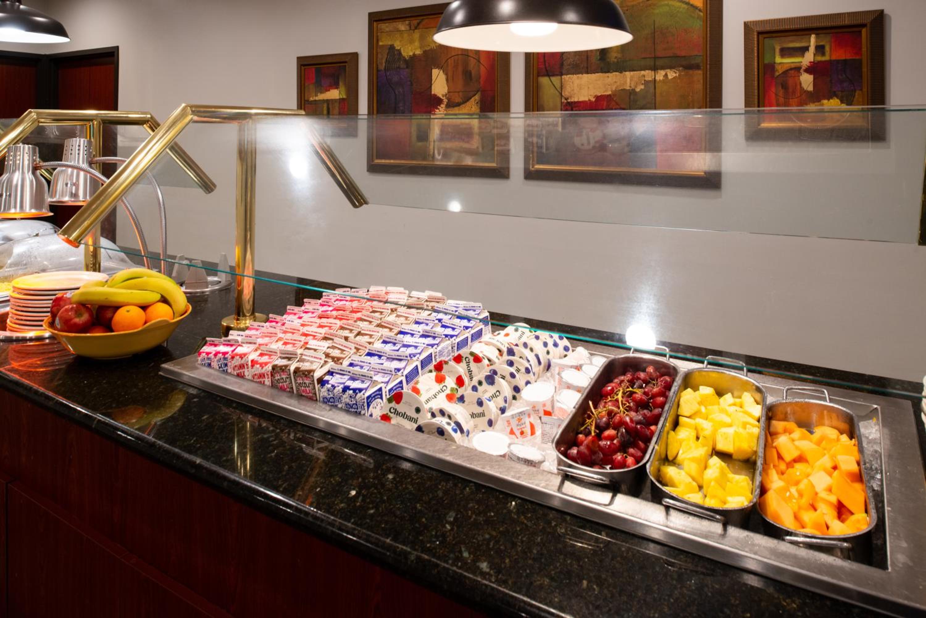 Beaumont Vacations - Holiday Inn Hotel and Suites Beaumont-Plaza I-10 Walden, an IHG Hotel - Property Image 7