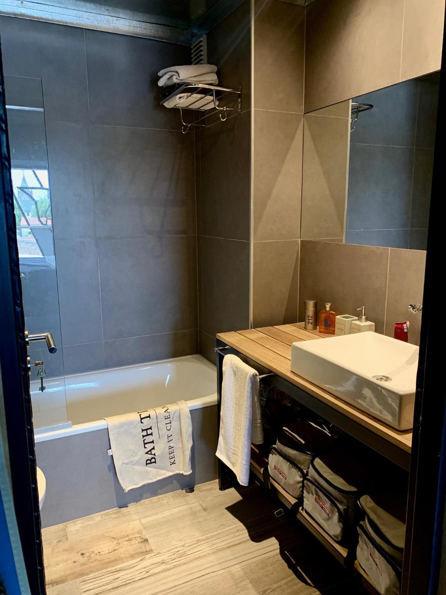 Lofts Mai Self Amenities