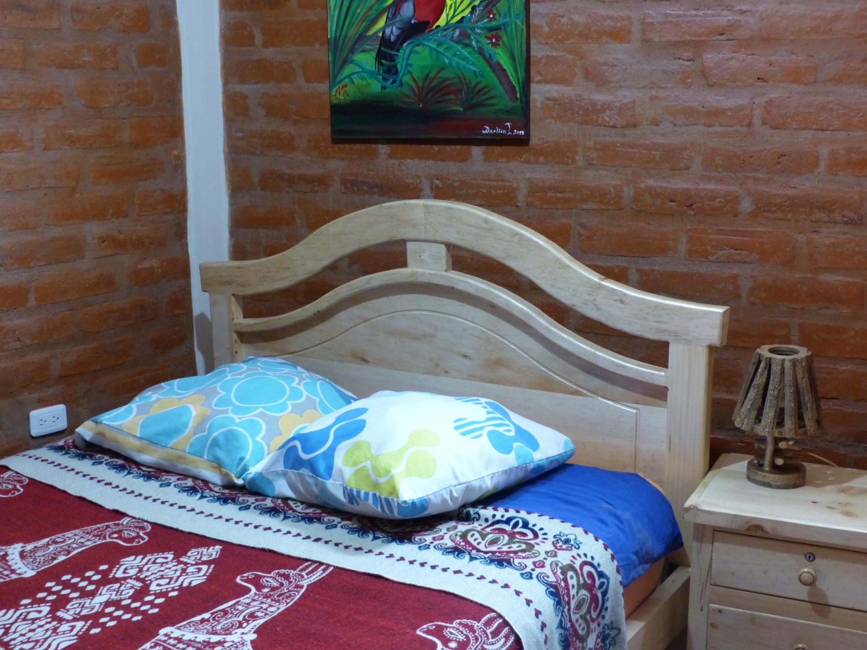 Hostal La Casa Amarilla City