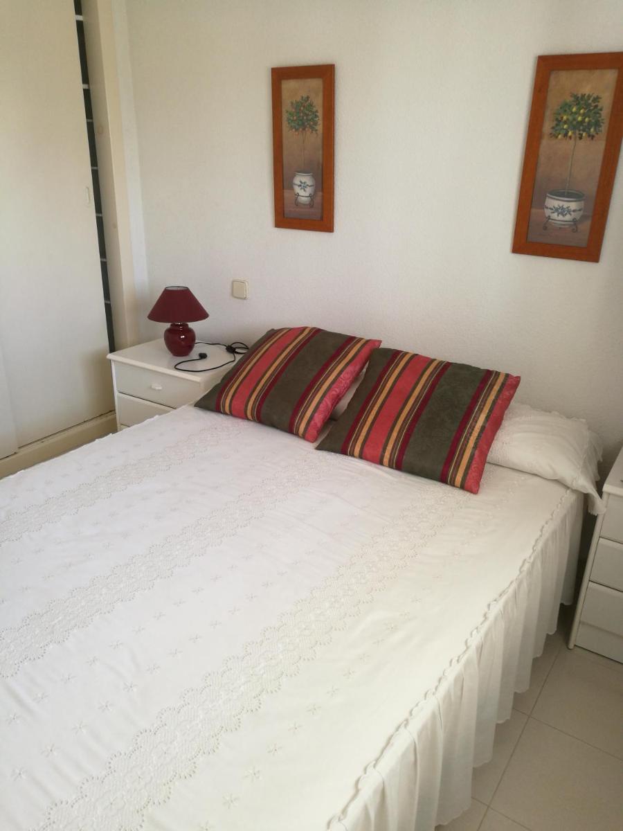 Apartamento para 4 personas con piscinas photo 5
