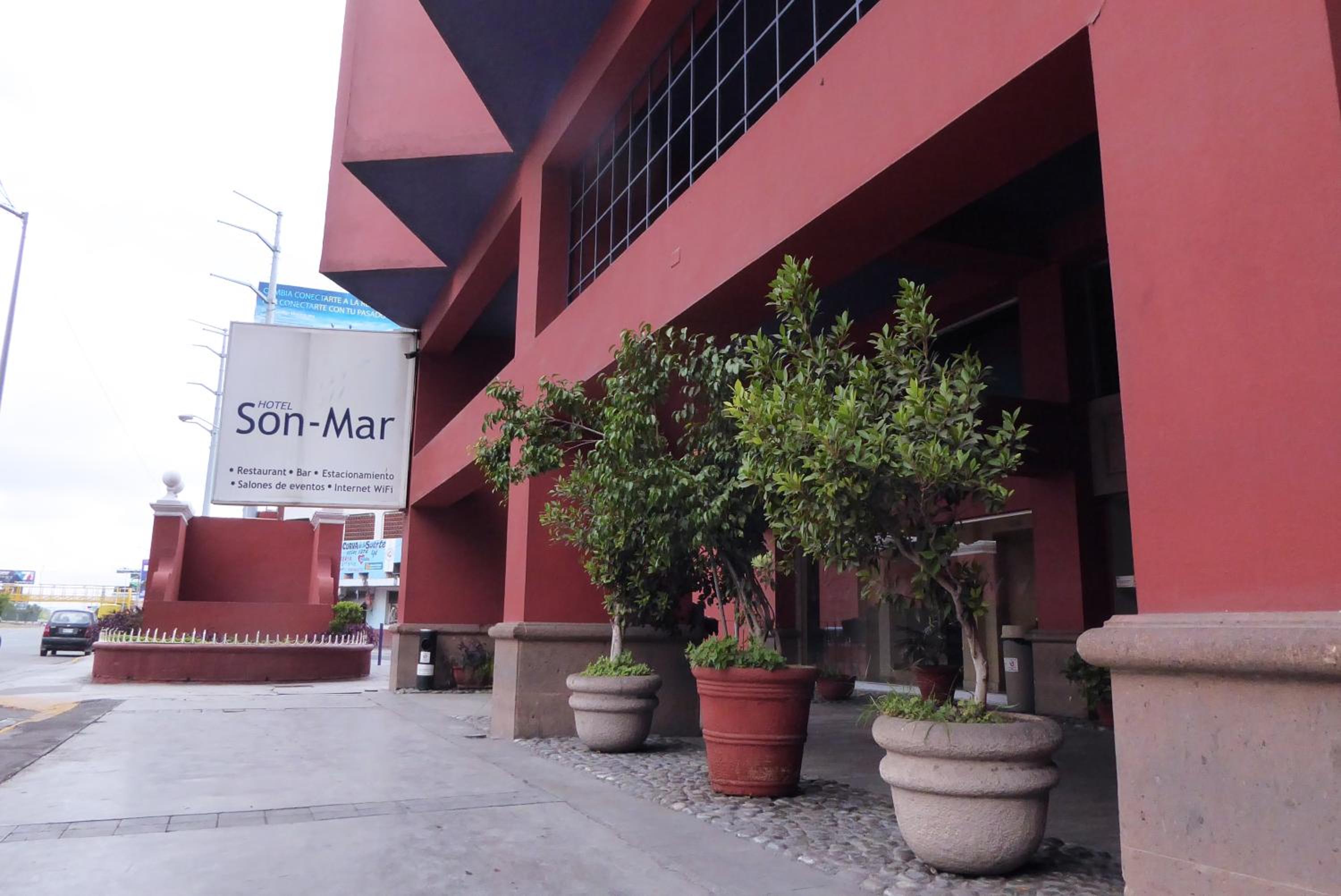 Hotel Son- Mar Monterrey Centro - Image 1