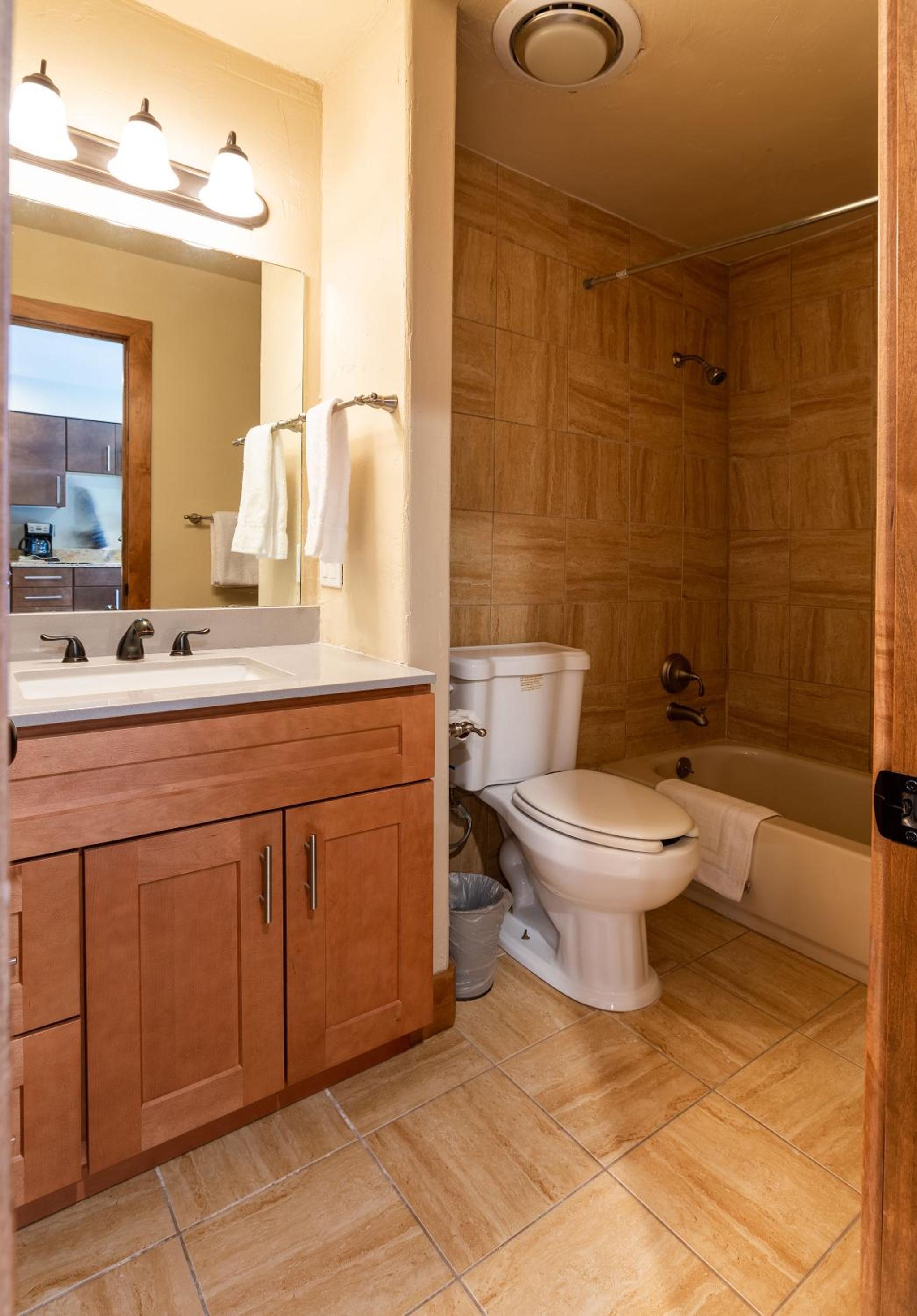 Breakaway West - Studio, 2,3 Bedrooms by Vail Realty