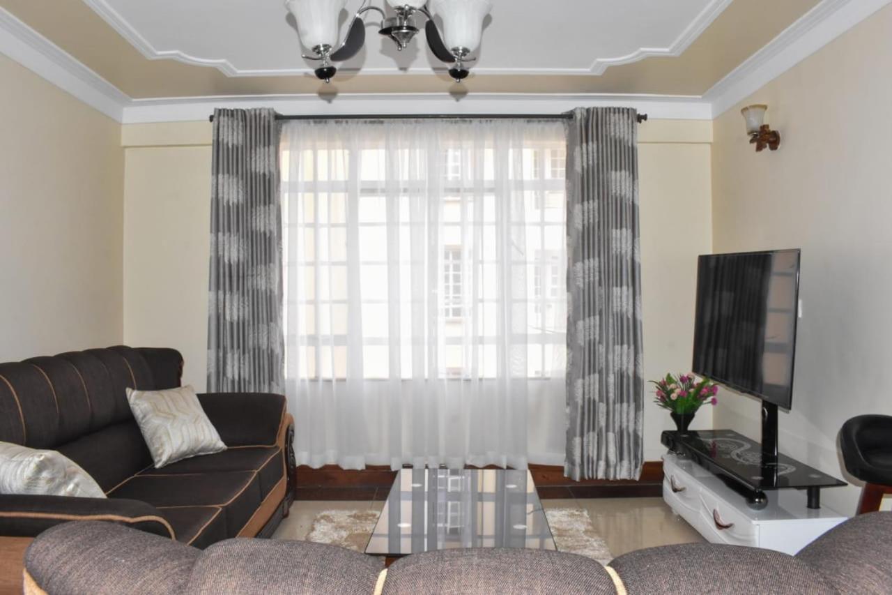 Acacia Luxurious Apartment view 3