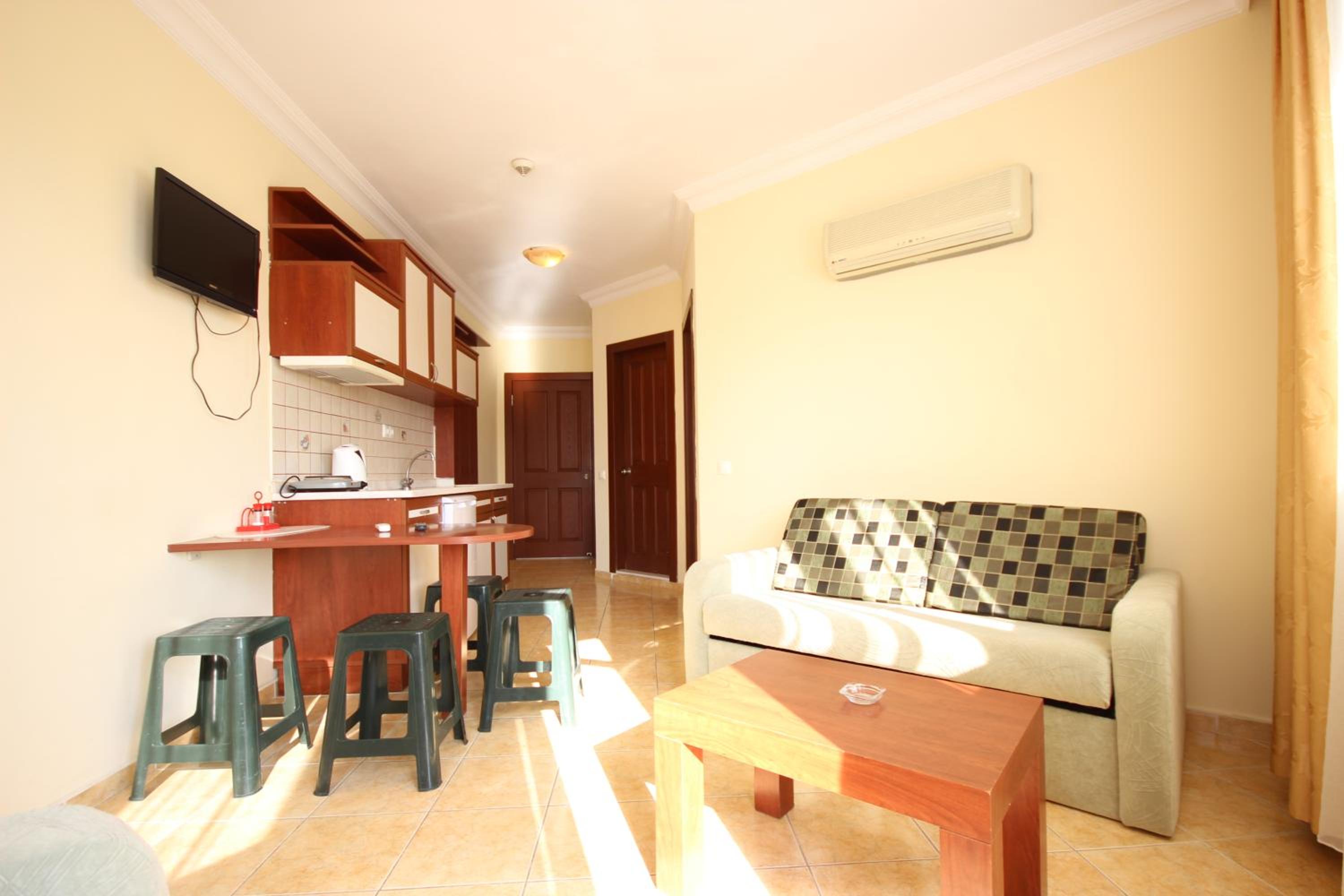Minta Apart Hotel - Image 33