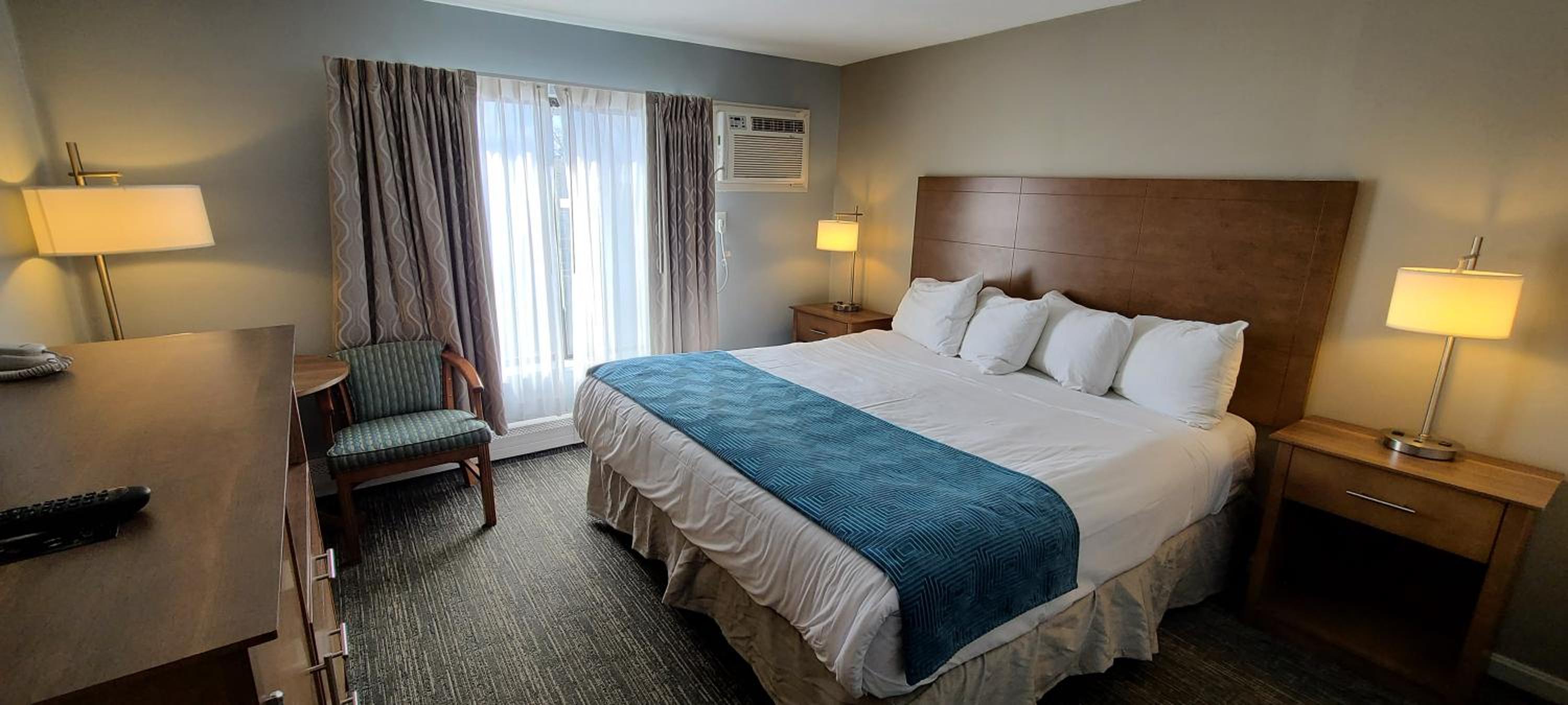 Hampton Village Inn - Property Image 34