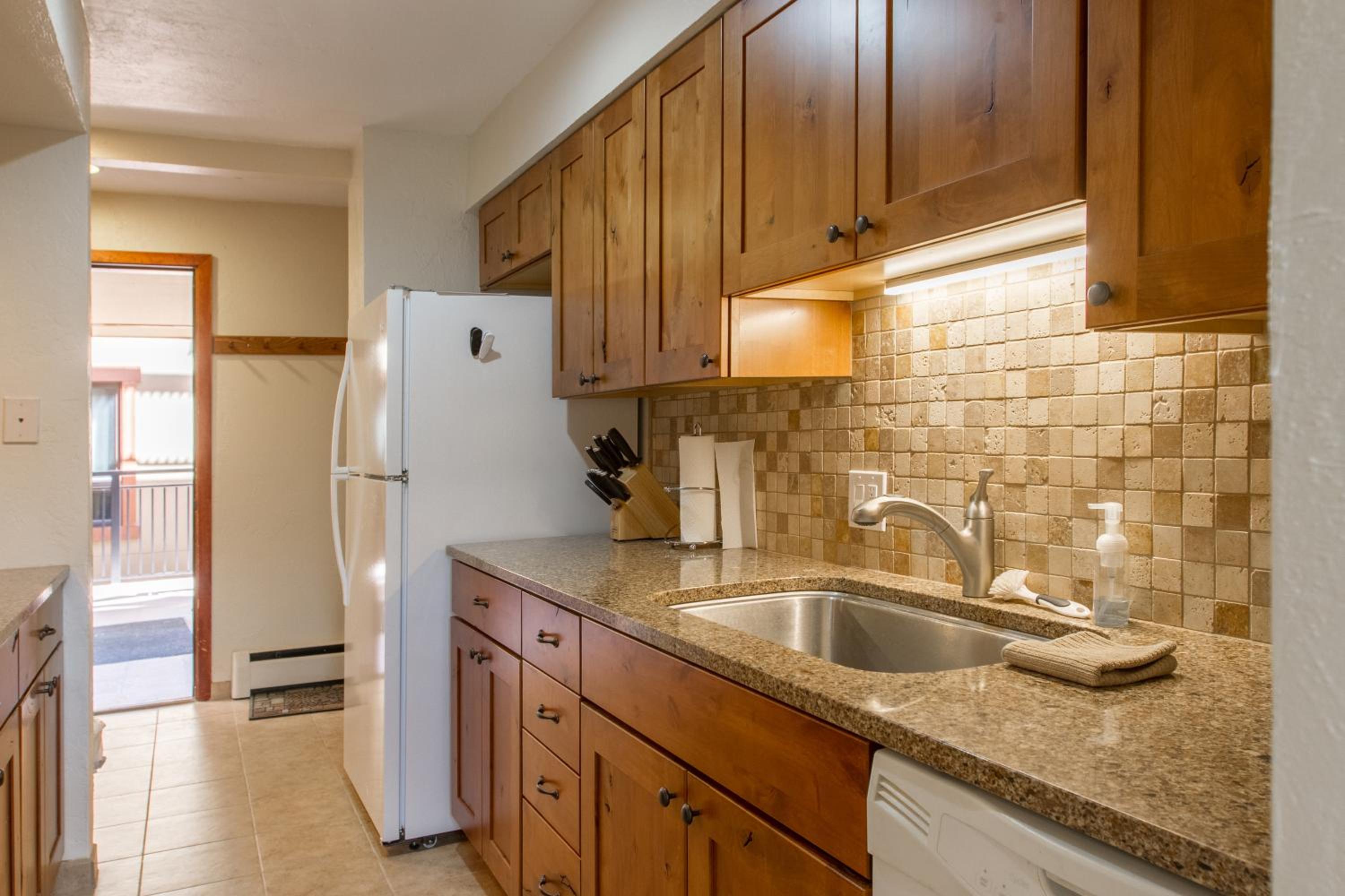 Breakaway West - Studio, 2,3 Bedrooms by Vail Realty