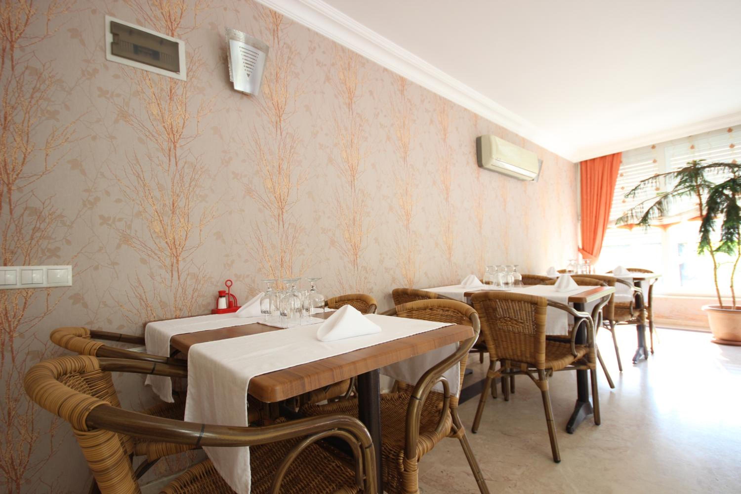 Minta Apart Hotel - Image 28