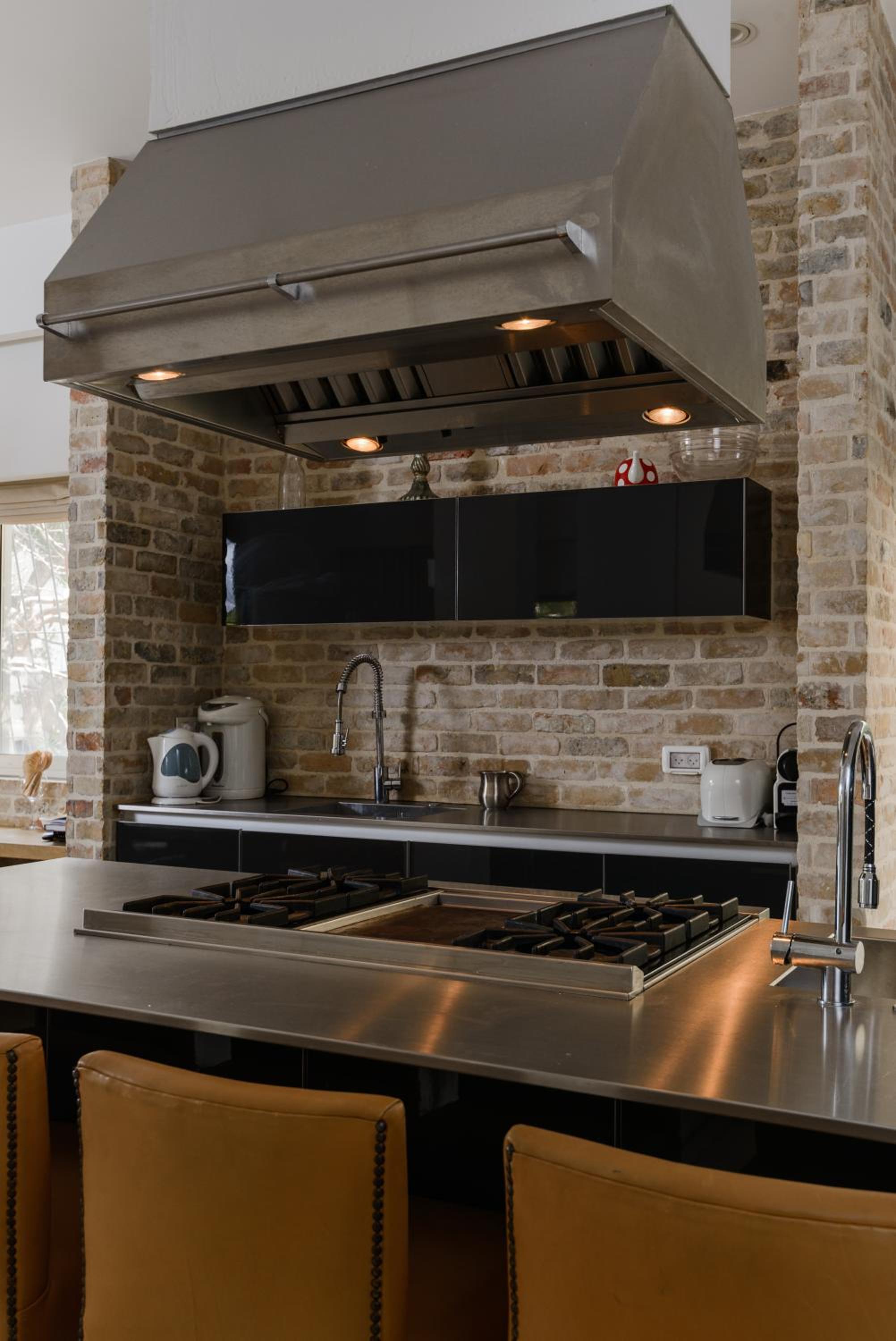 Gordon Beach Luxury Apartment