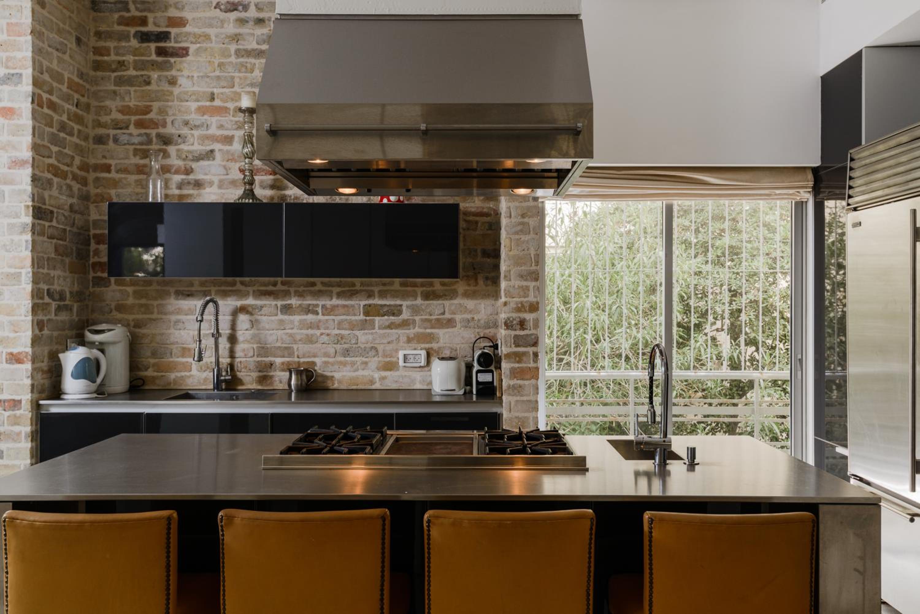 Gordon Beach Luxury Apartment