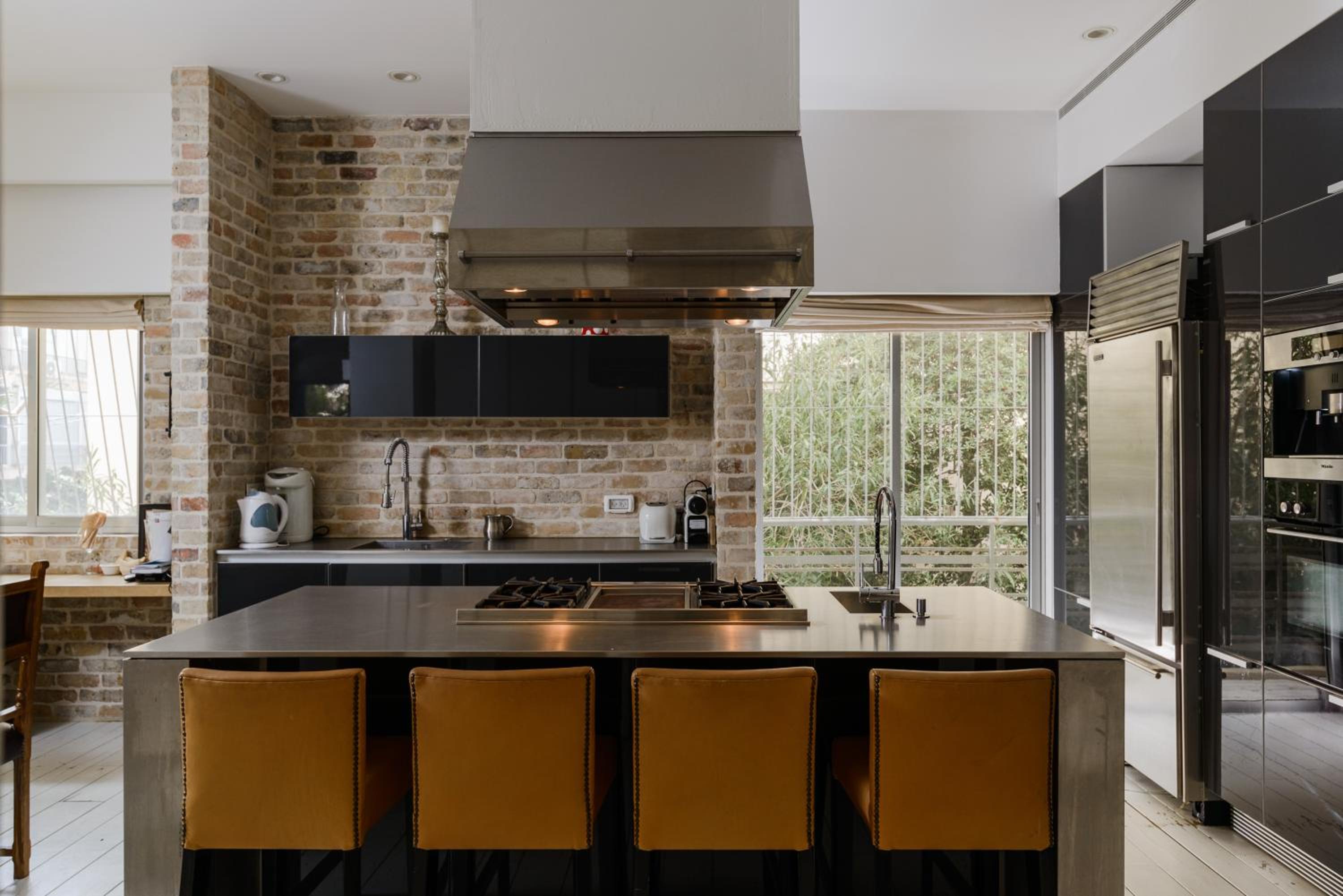 Gordon Beach Luxury Apartment