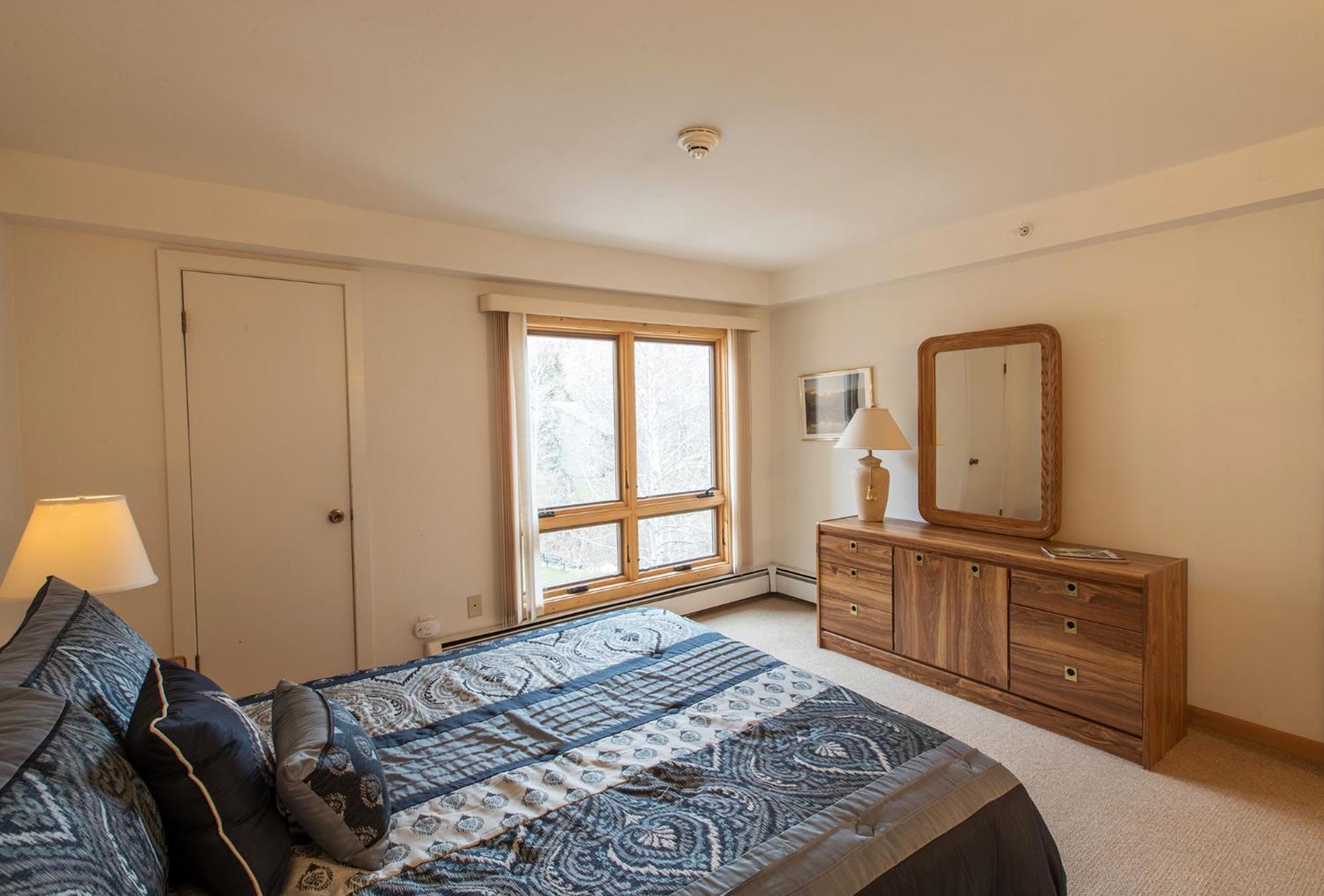 Breakaway West - Studio, 2,3 Bedrooms by Vail Realty