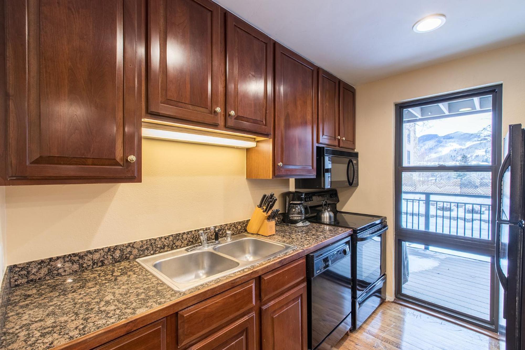 Breakaway West - Studio, 2,3 Bedrooms by Vail Realty