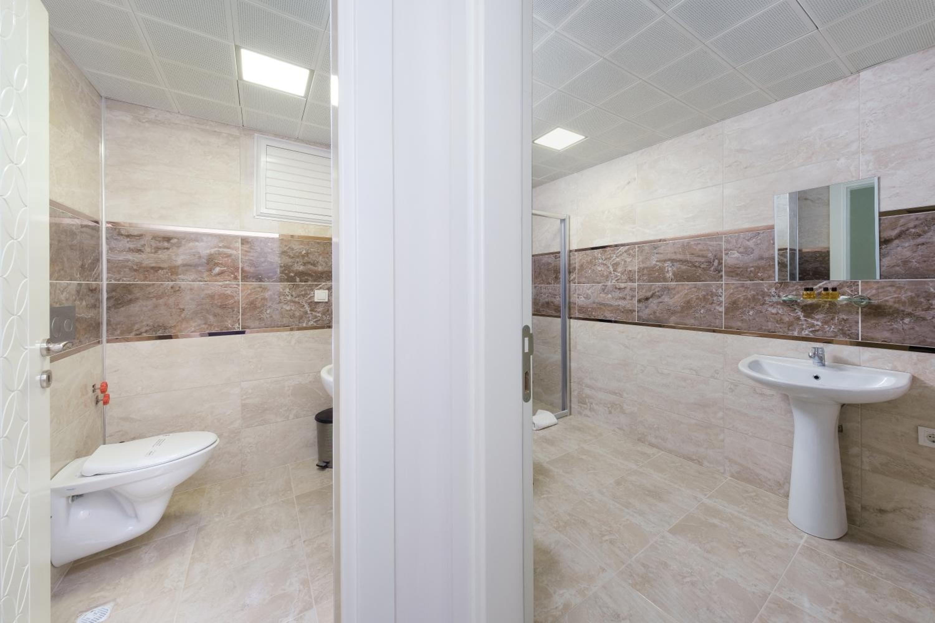 Grand Gulluk Hotel & Spa City Cender Antalya - Image 26