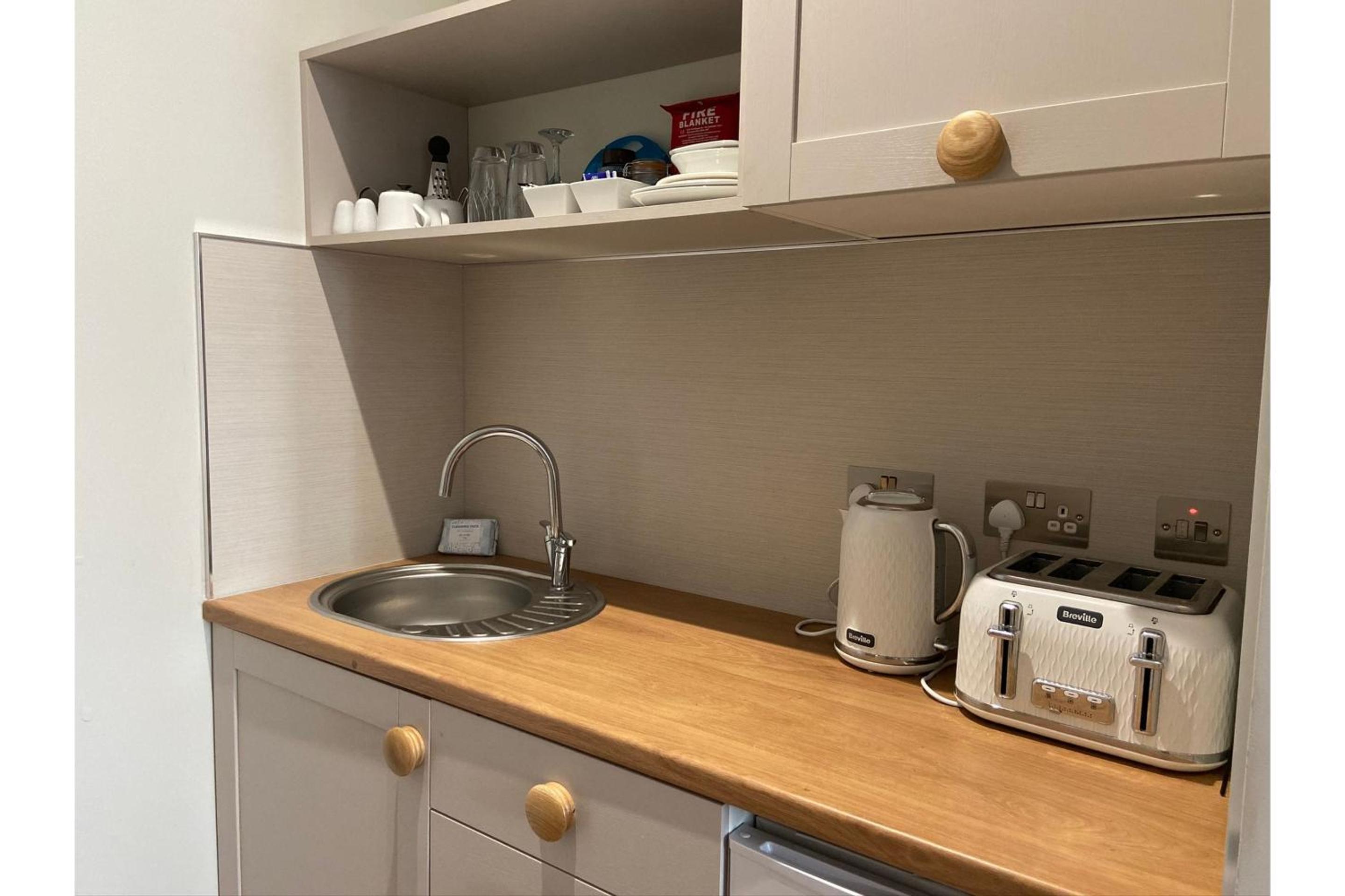 Weston-super-Mare Vacations - Harmony Apartments - Property Image 10