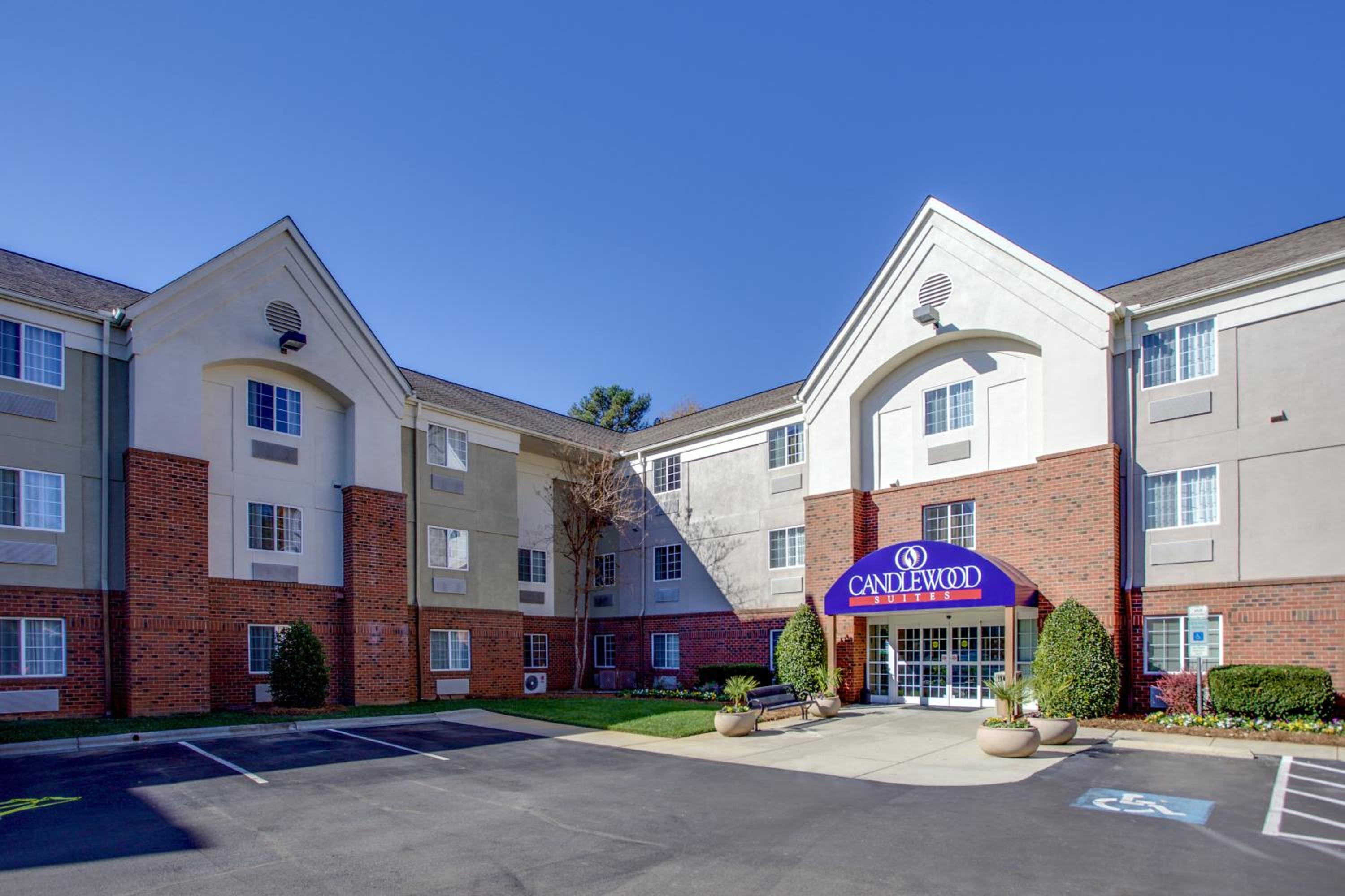 Hotel Candlewood Suites Raleigh Crabtree by IHG