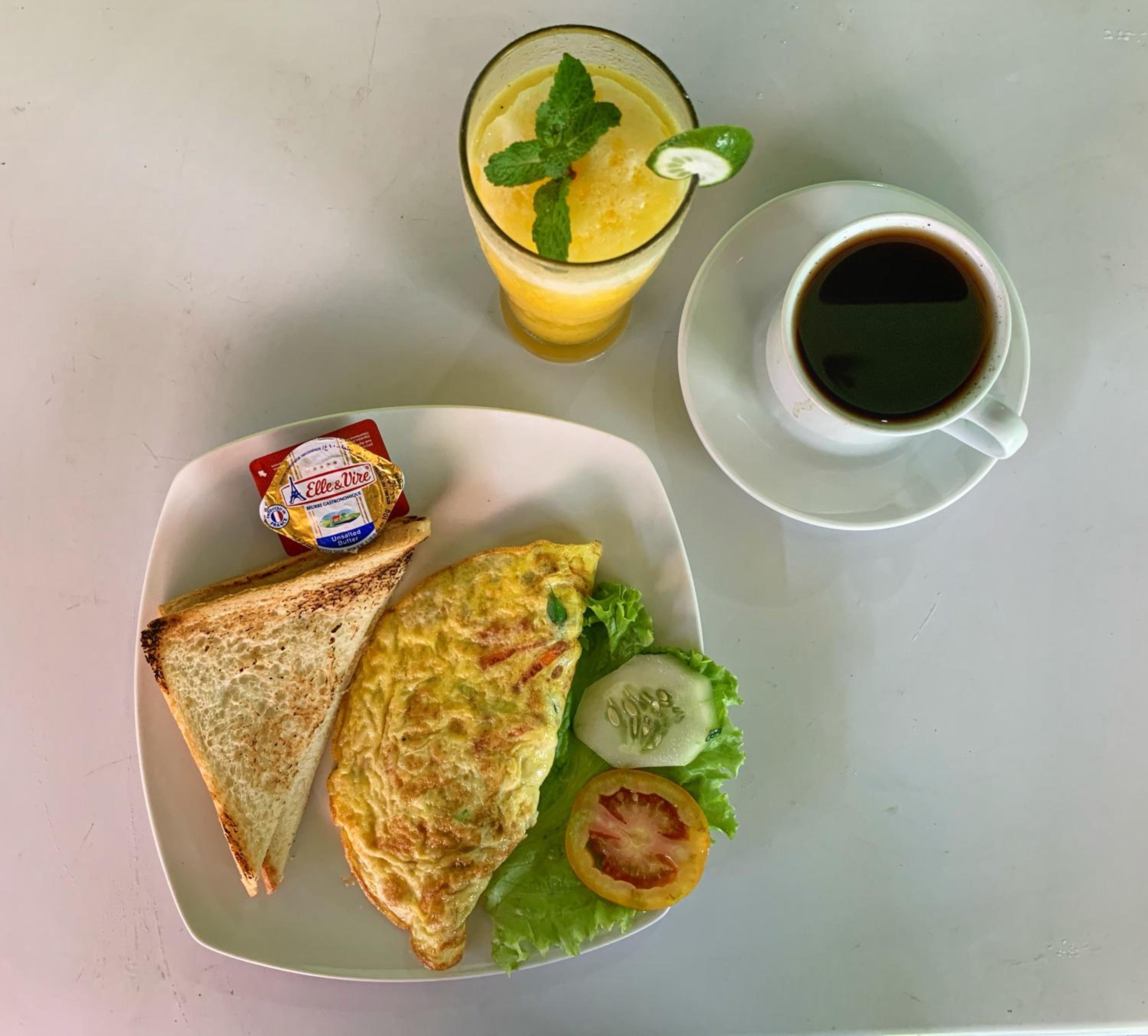 Nyoman Guesthouse and Grill