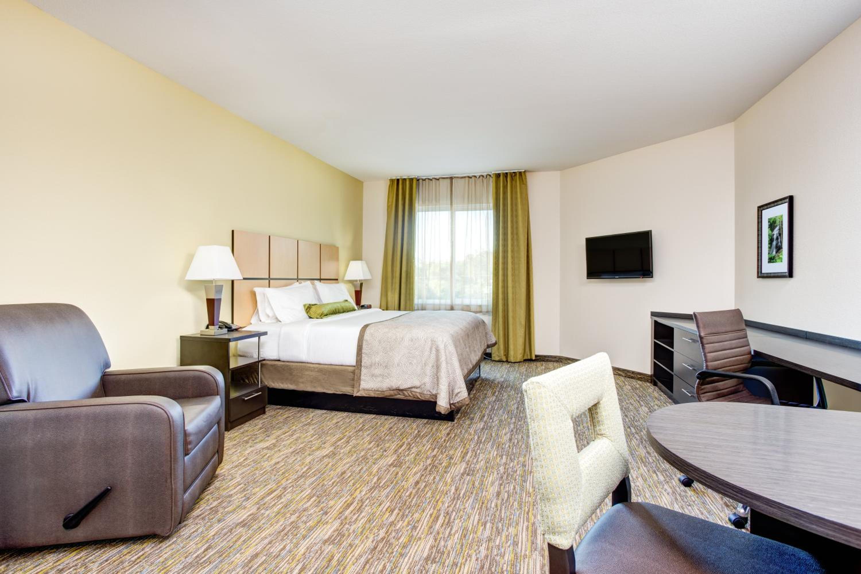 Candlewood Suites Cut Off - Galliano by IHG