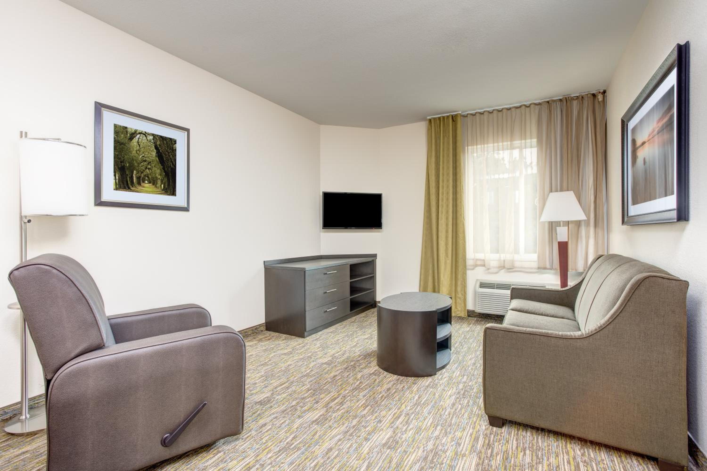Candlewood Suites Cut Off - Galliano by IHG