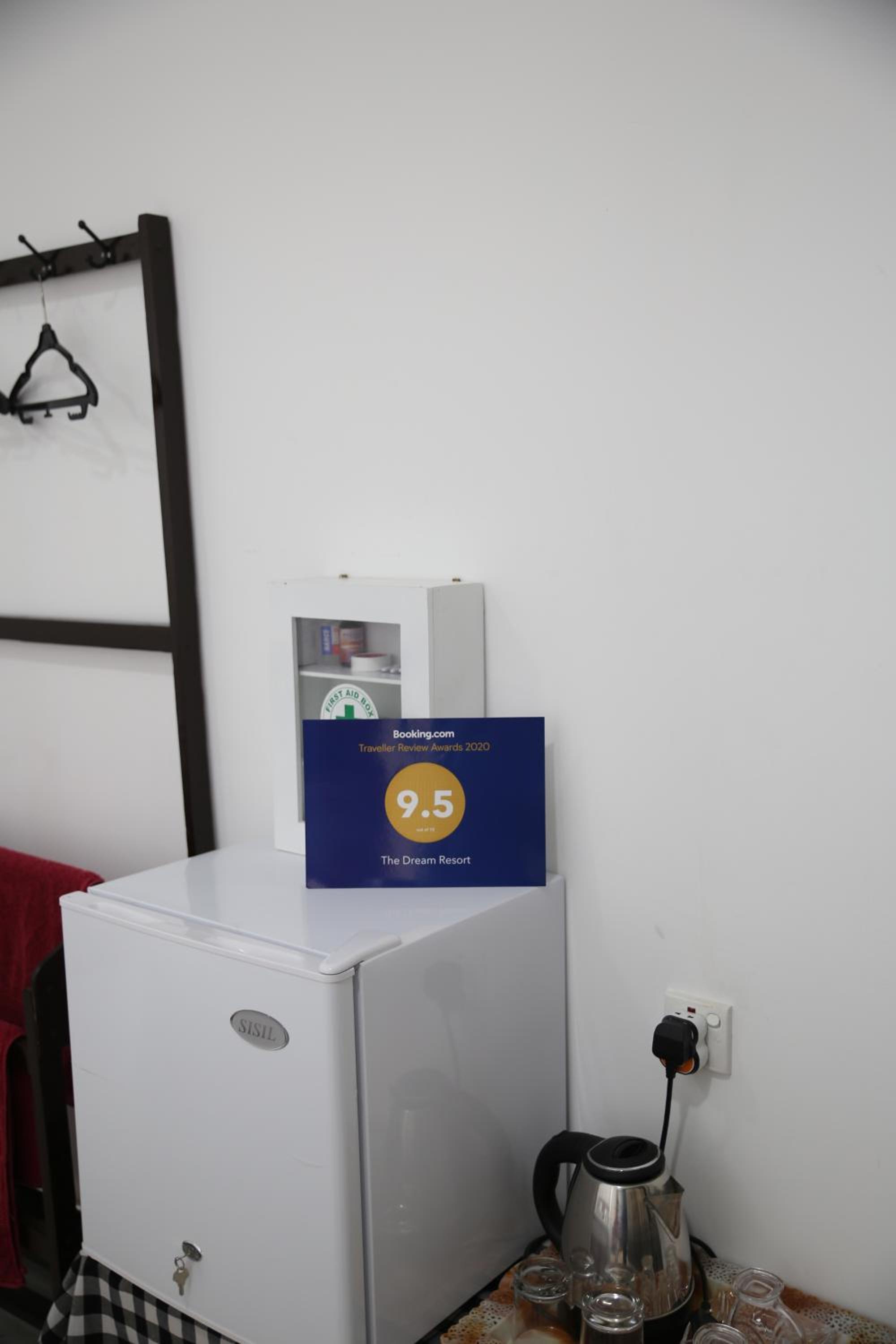 Photo 19