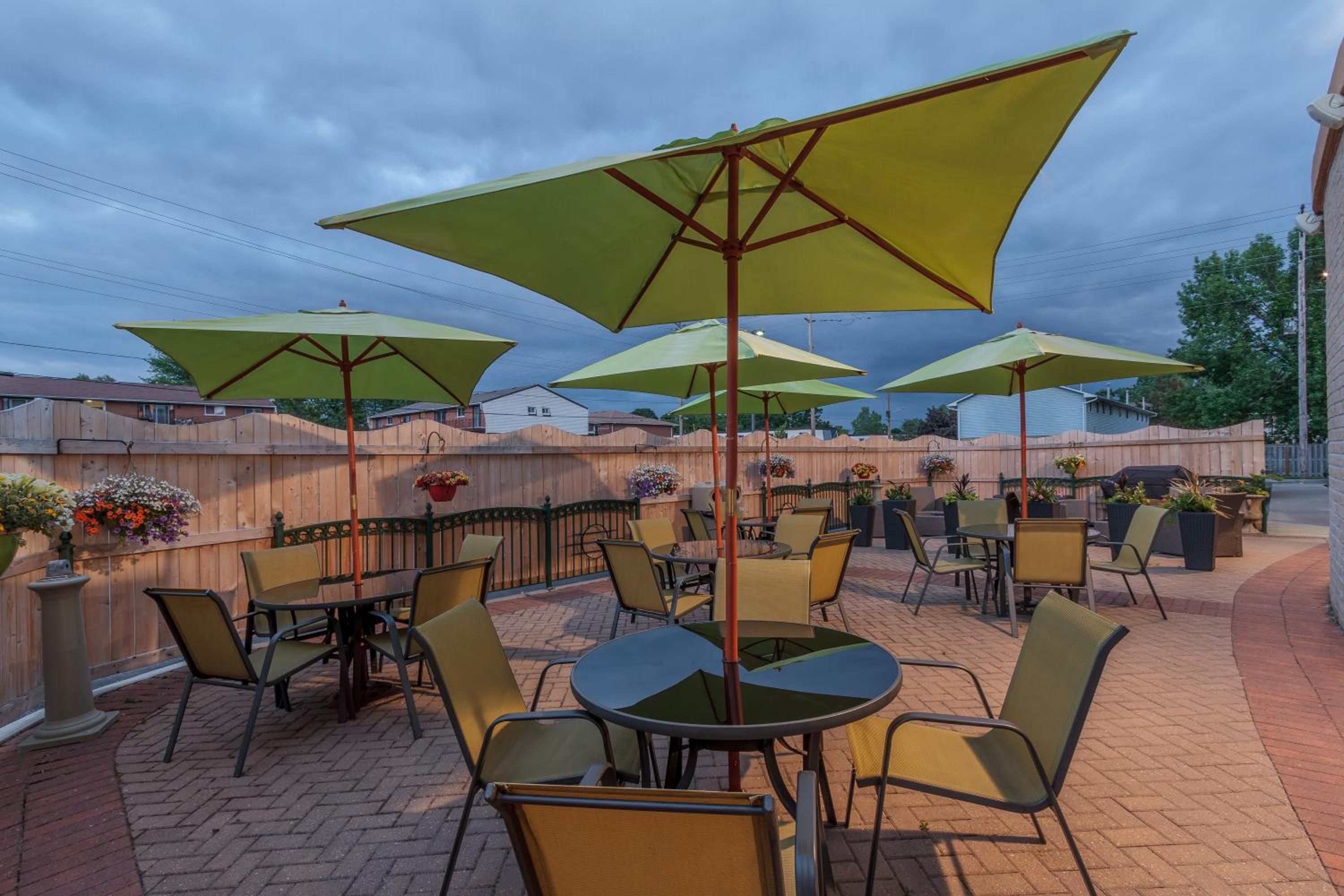 Belleville Vacations - Holiday Inn Express  Suites - Belleville, an IHG Hotel - Property Image 33