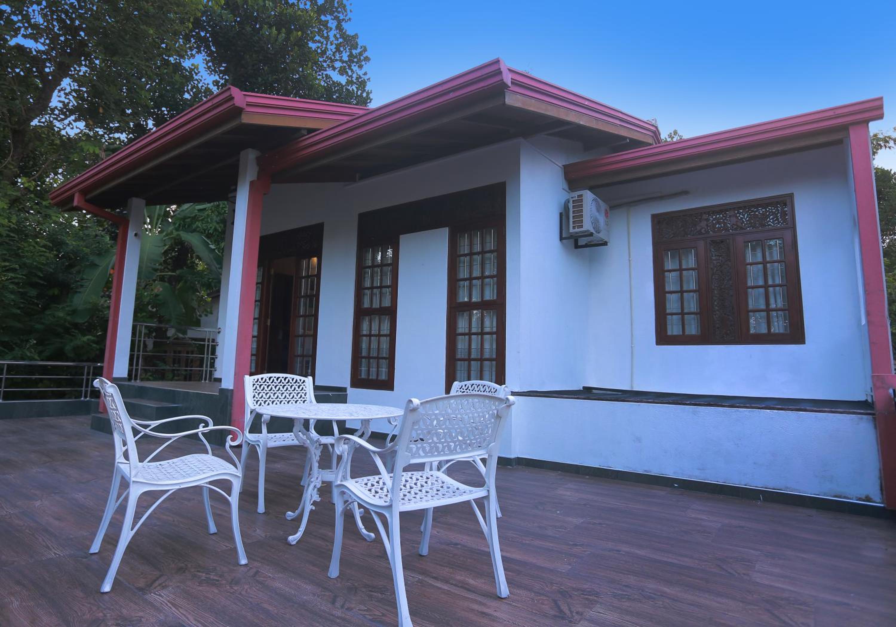 Nimnada Villa