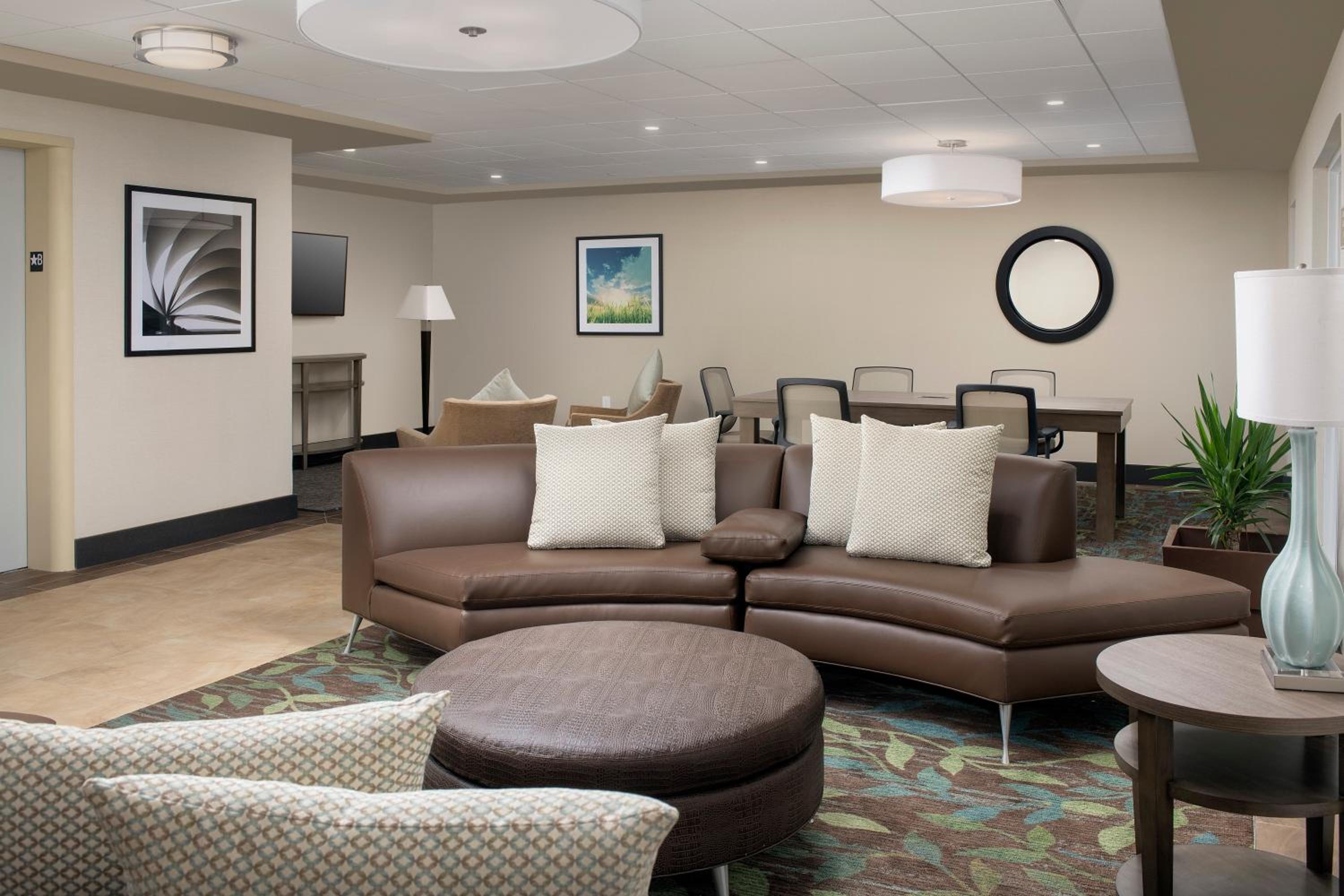 Candlewood Suites Alexandria West, an IHG Hotel - Property Image 24