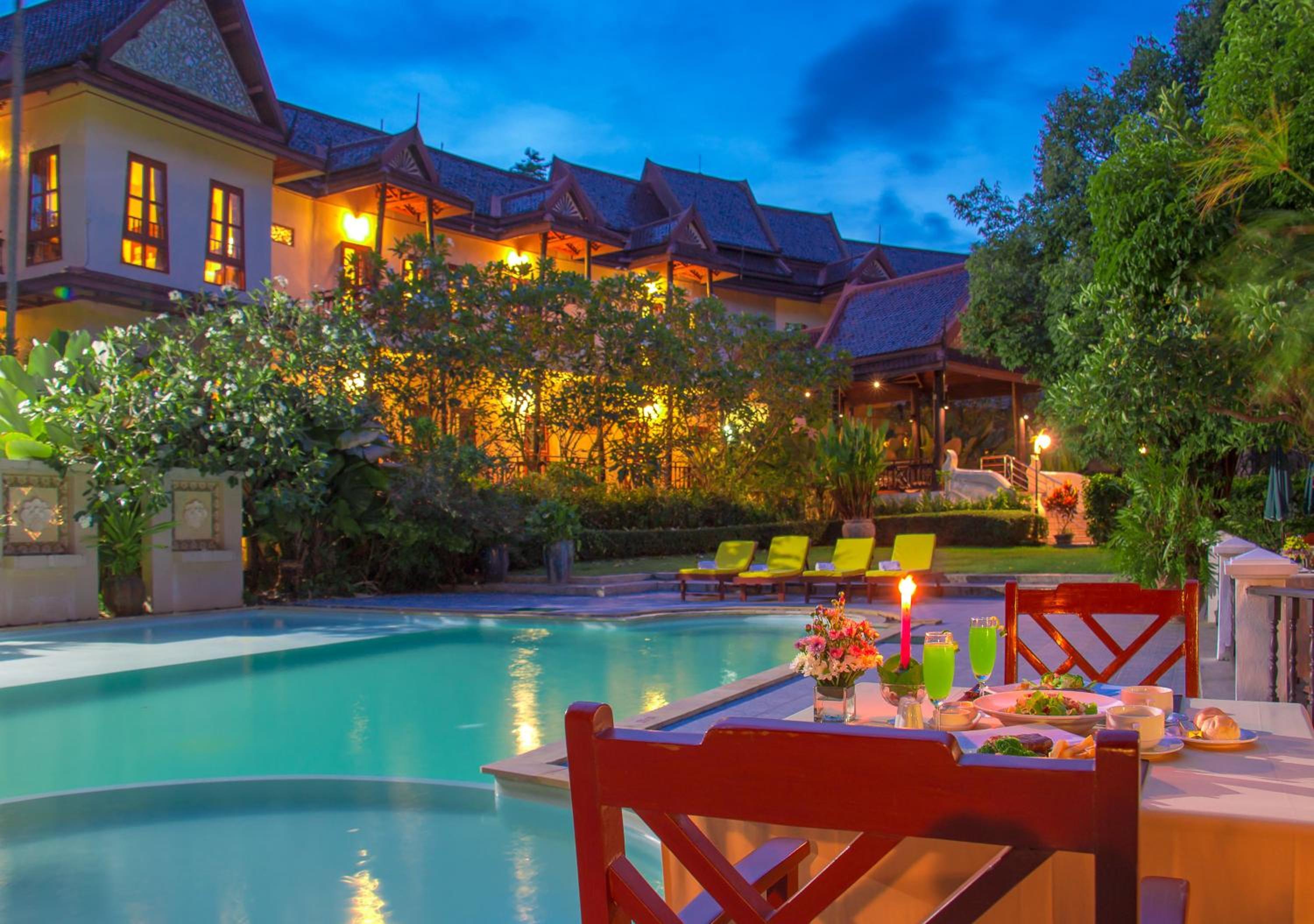 Phuwanalee Resort
