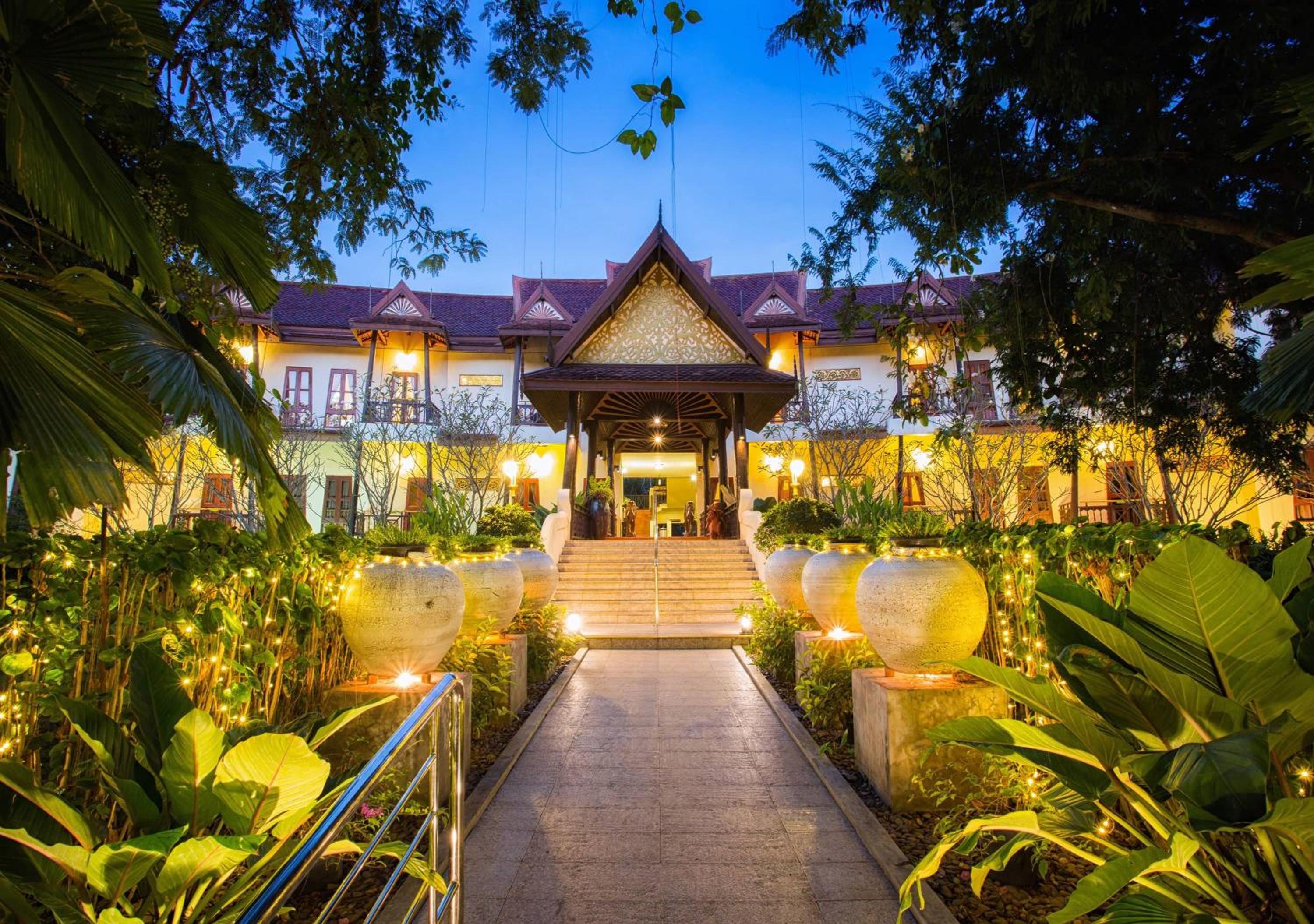 Phuwanalee Resort
