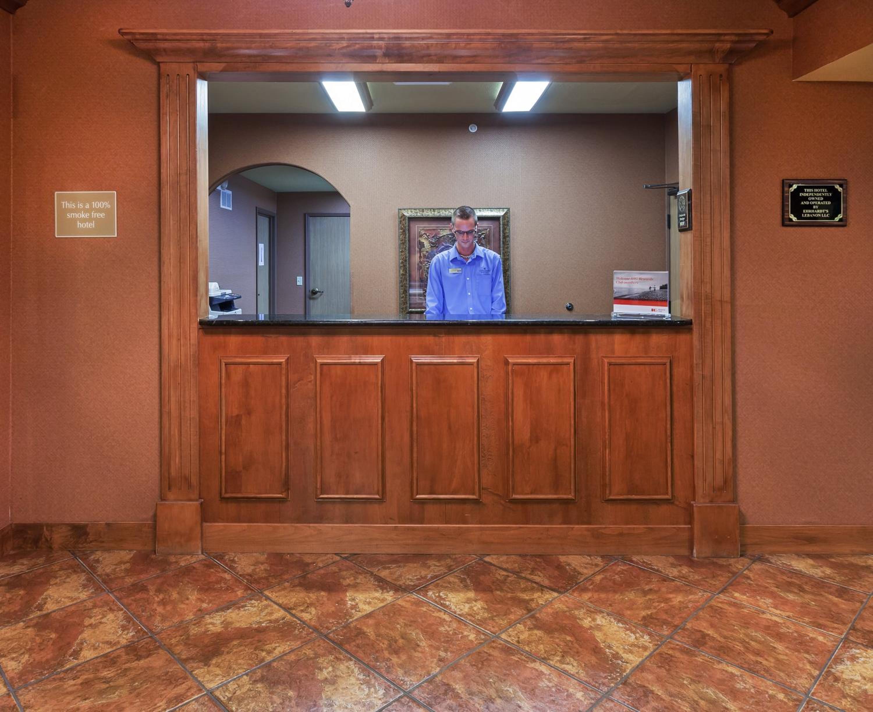 Miscellaneous Market Vacations - Candlewood Suites St. Robert, an IHG Hotel - Property Image 5
