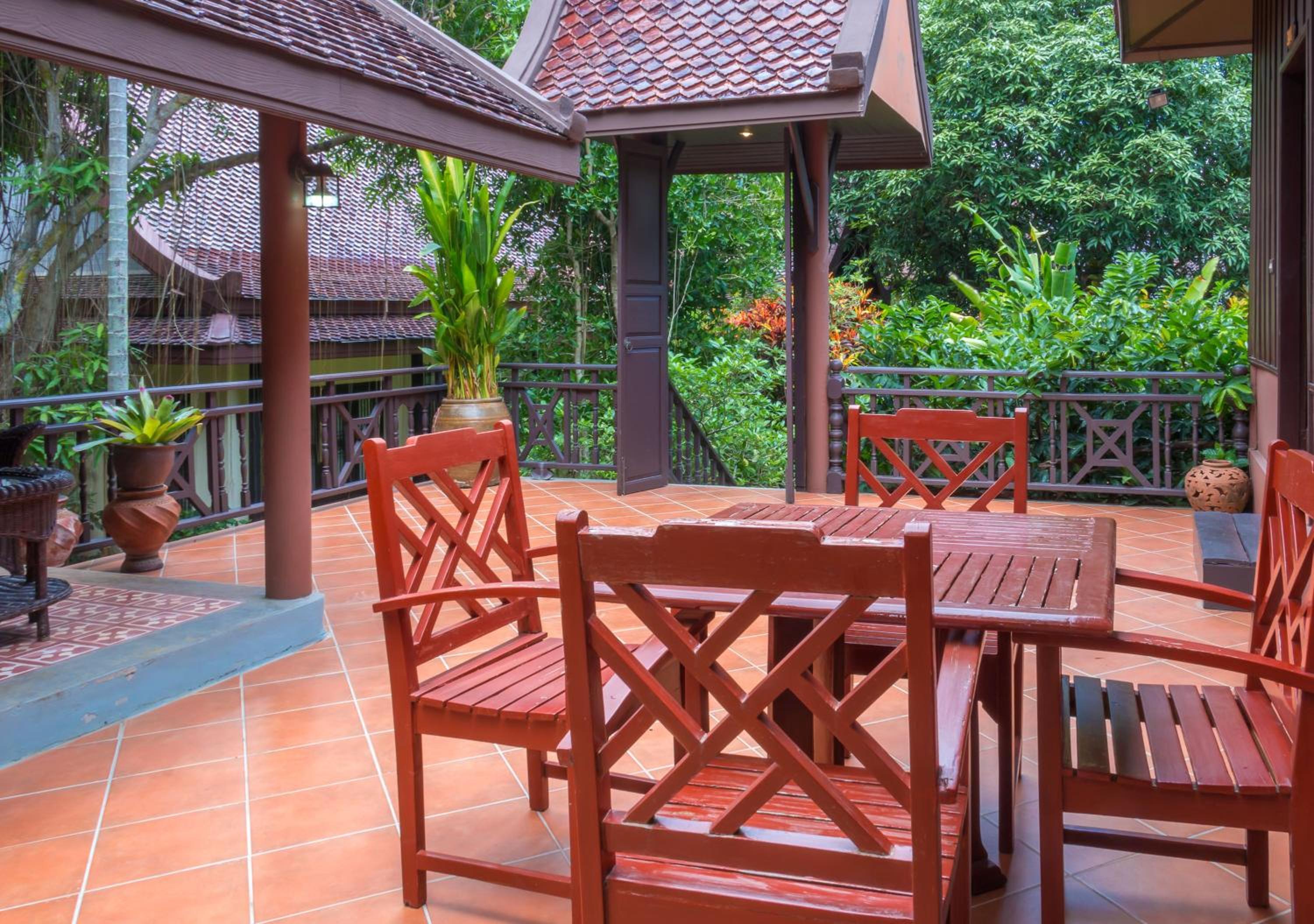 Phuwanalee Resort