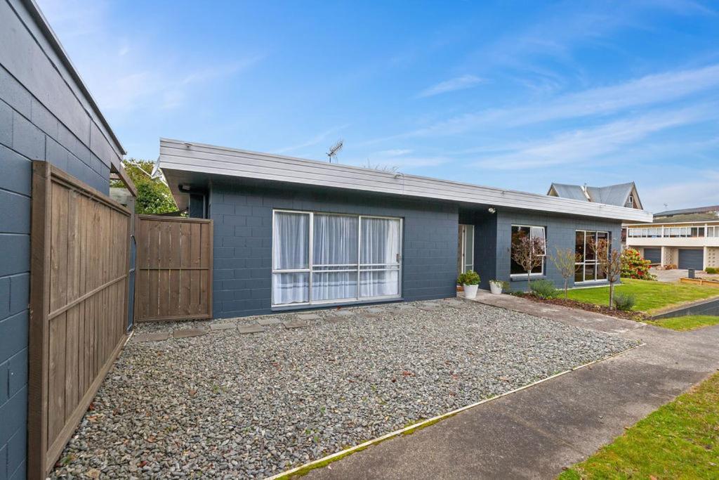 True Blue - Taupo Holiday Home view 4