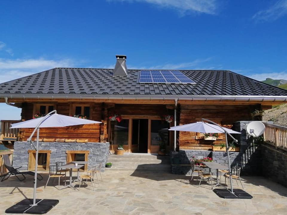 Chambres et Tables d'Hôtes Le Choton à Nono - Col du Joly Beaufortain view 2