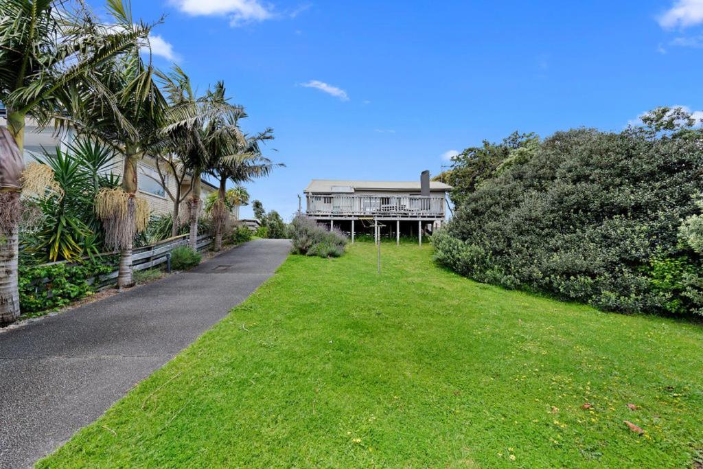 The Salty Air Bach - Papamoa Beach view 5