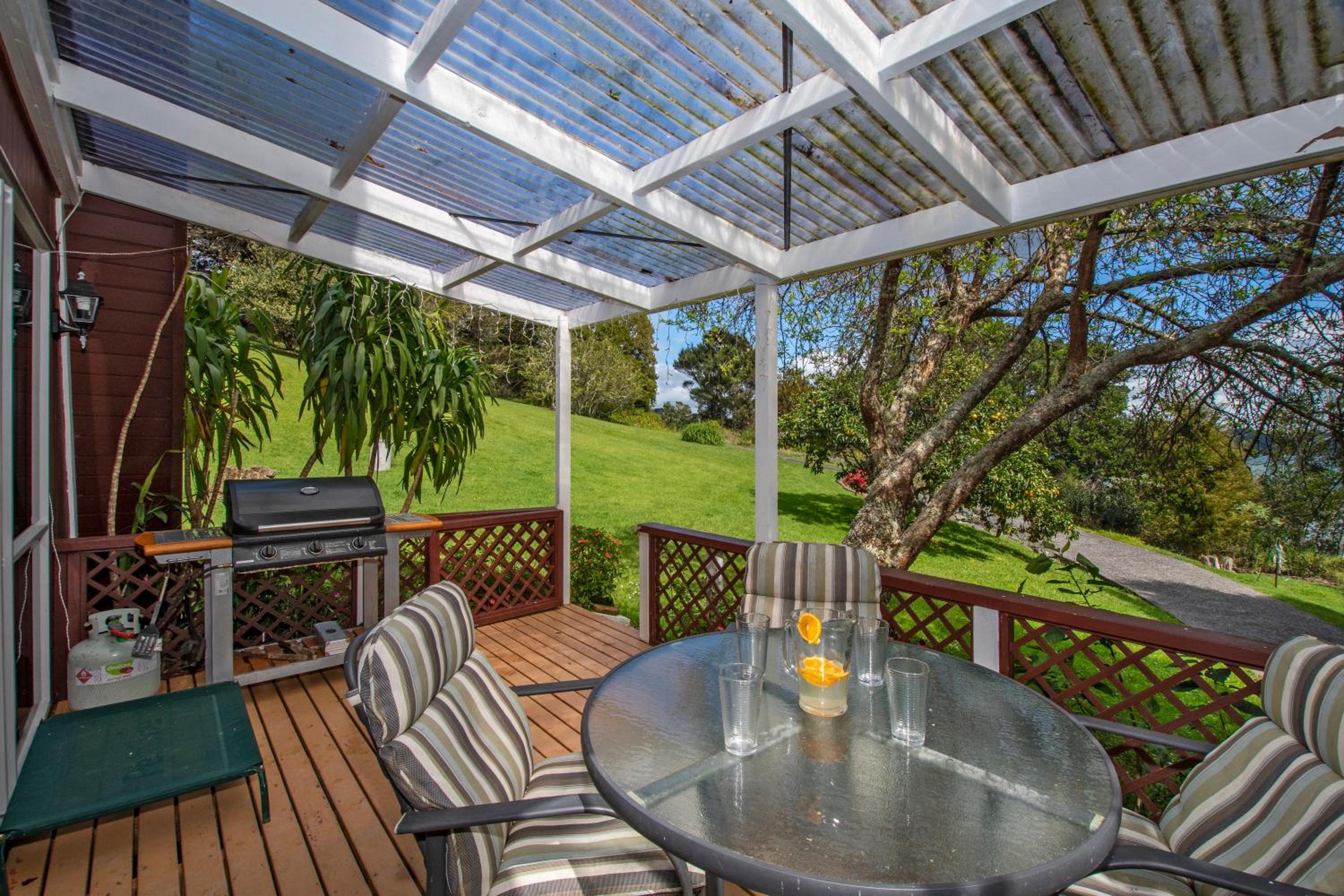 The Plum House Wairoro Park - Russell Holiday Home view 2