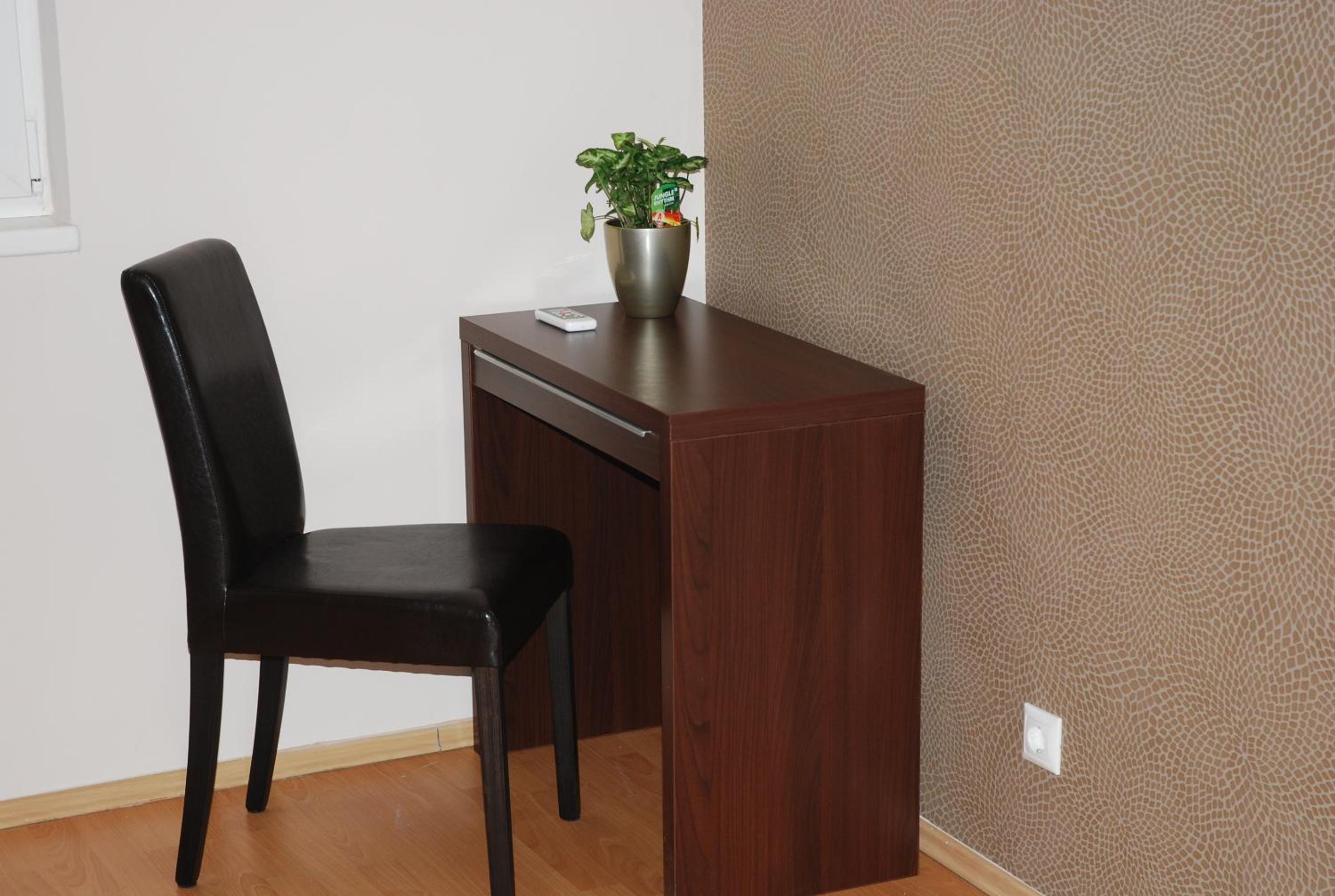 Arpad Bridge Apartments