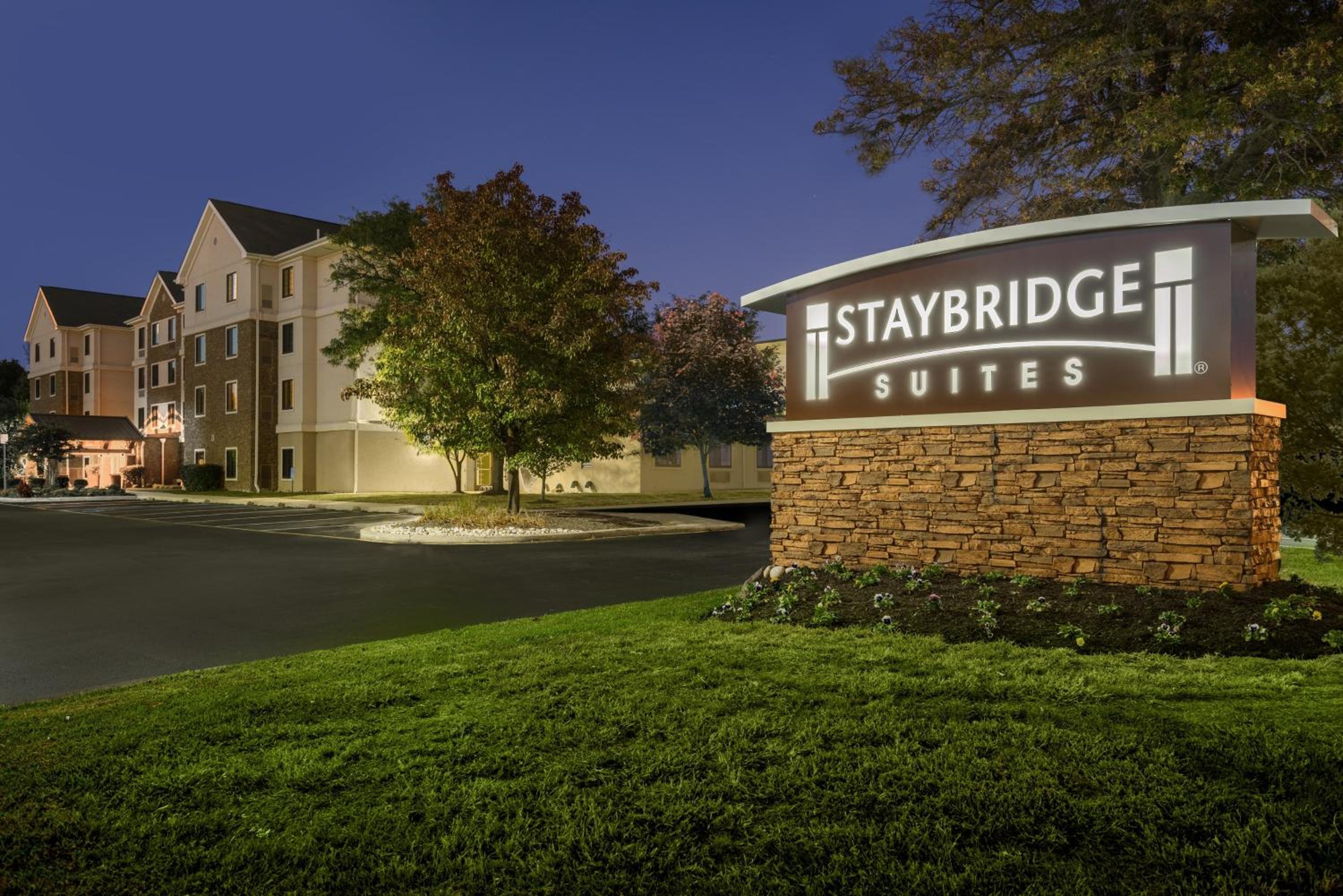 Hotel Staybridge Suites Wilmington-Newark, an IHG Hotel - Image 1