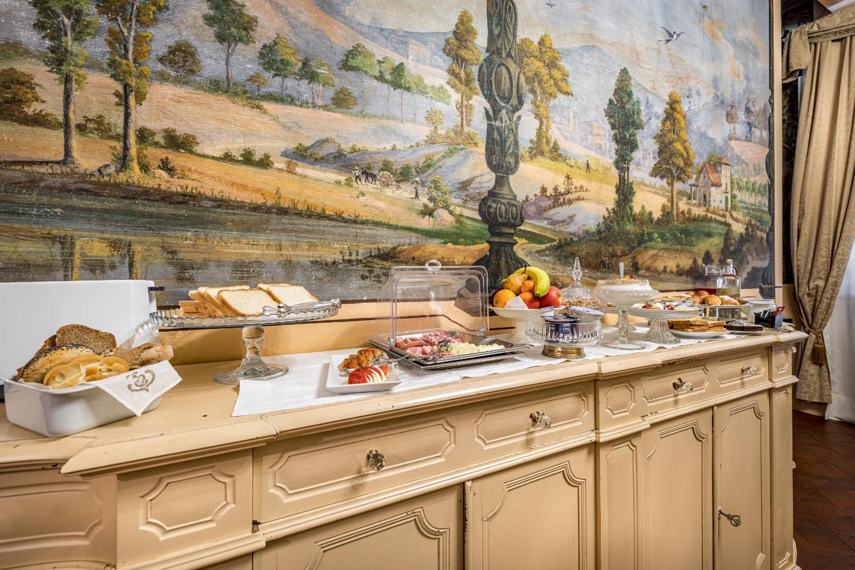 Dimora Bandinelli en Florence — dining