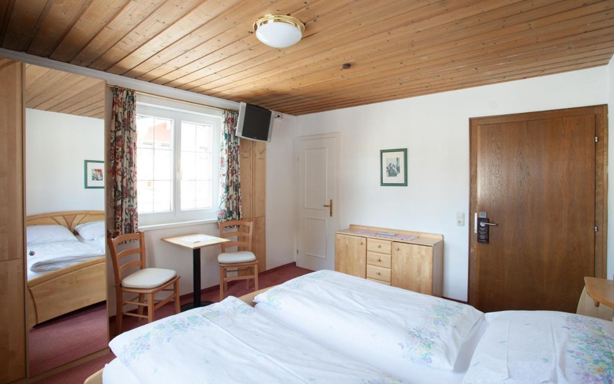 Pension Edelweiss - Bergdorf Gargellen 1423m - 200m zur Schafbergbahn