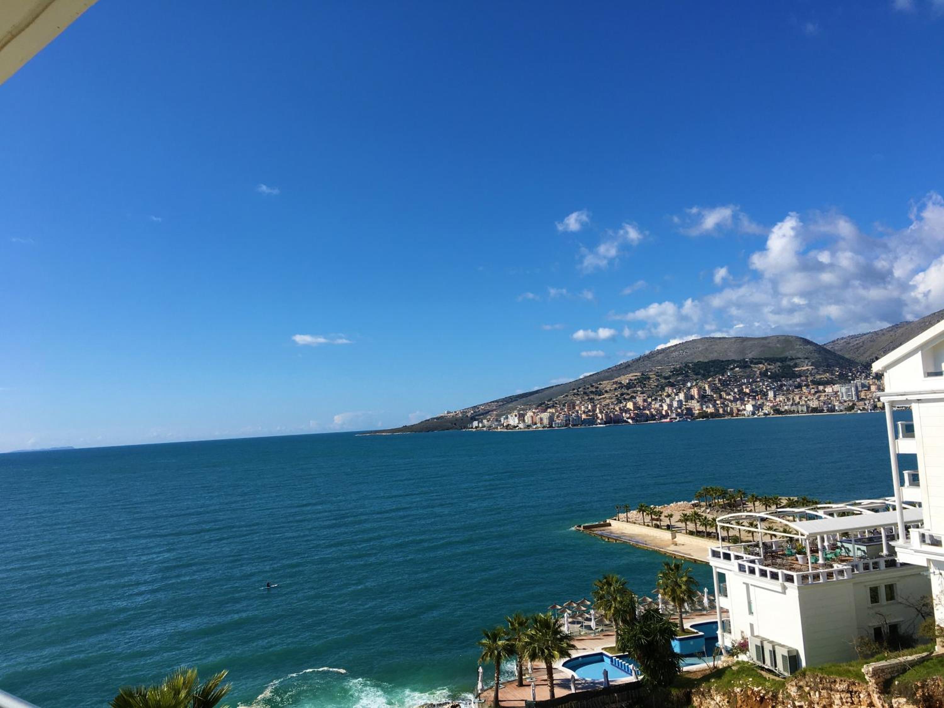White Sea View Residence