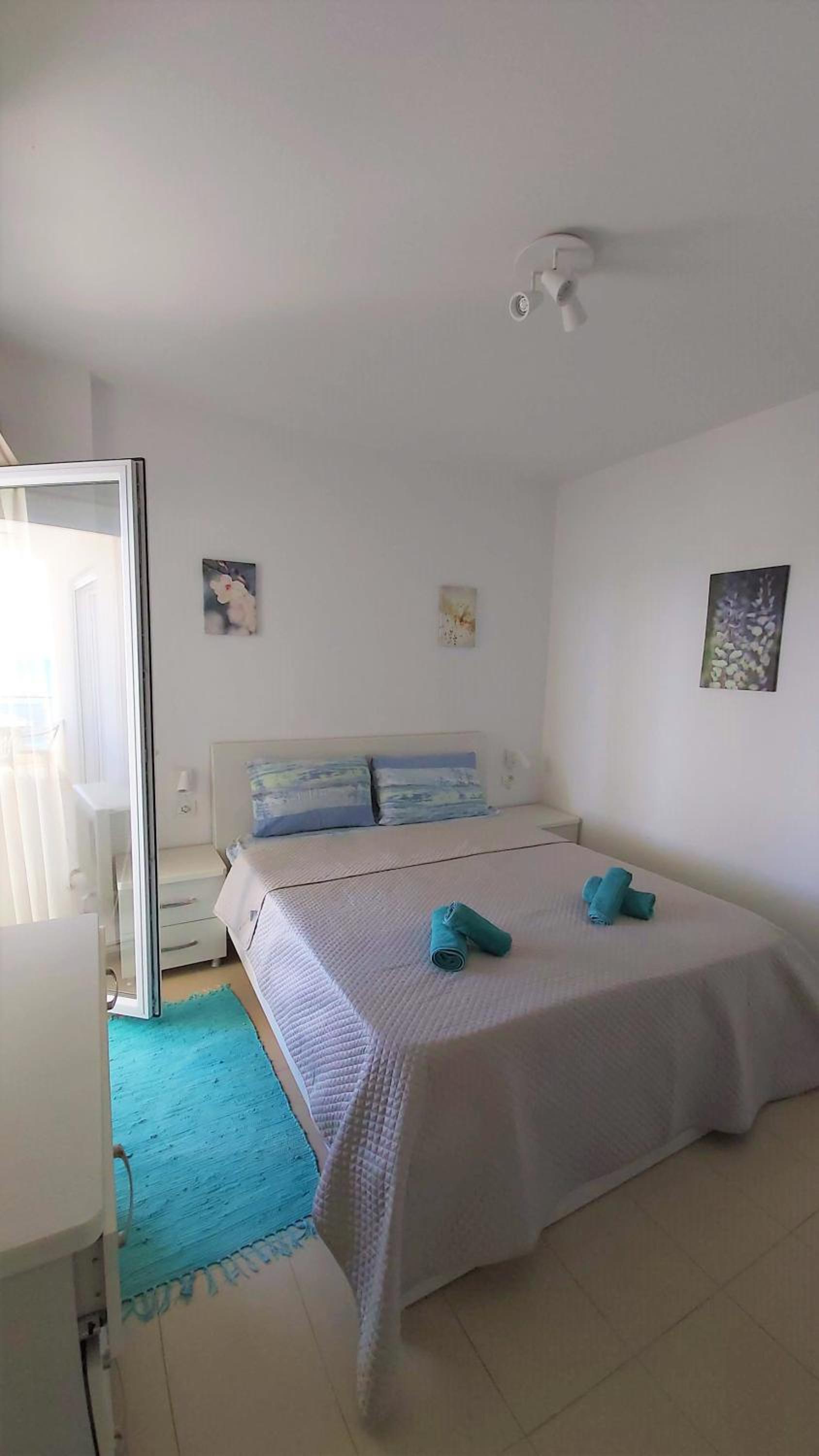 White Sea View Residence